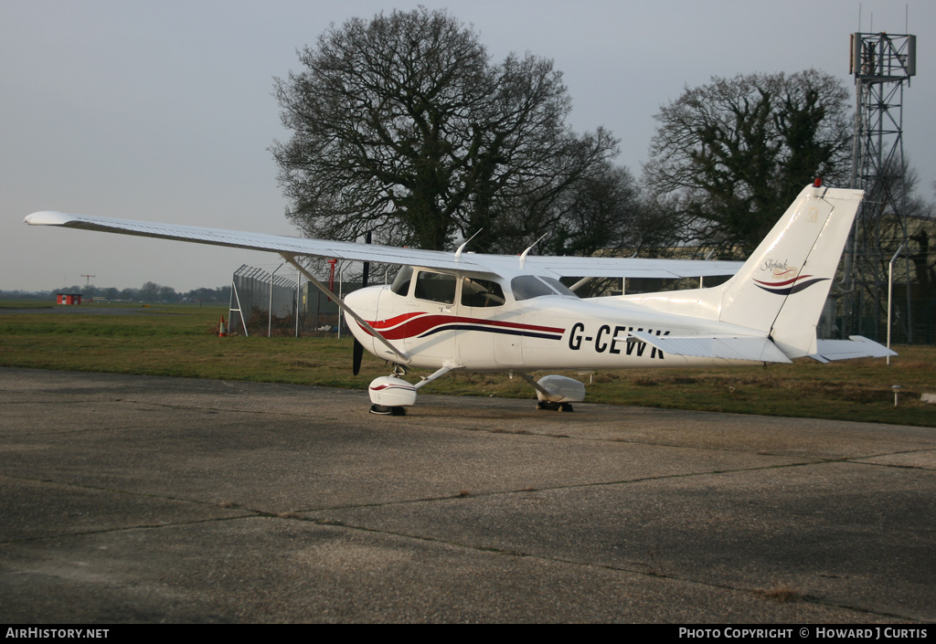 Aircraft Photo of G-CEWK | Cessna 172S Skyhawk SP II | AirHistory.net #324324