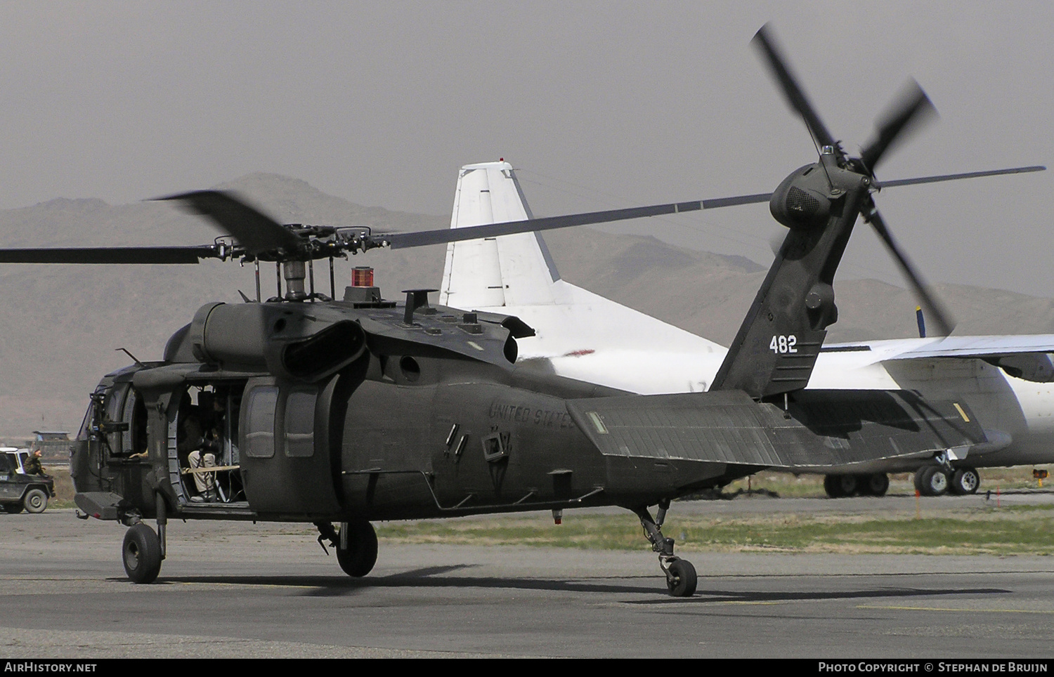 Aircraft Photo of 93-26482 / 26482 | Sikorsky UH-60L Black Hawk (S-70A) | USA - Army | AirHistory.net #324330