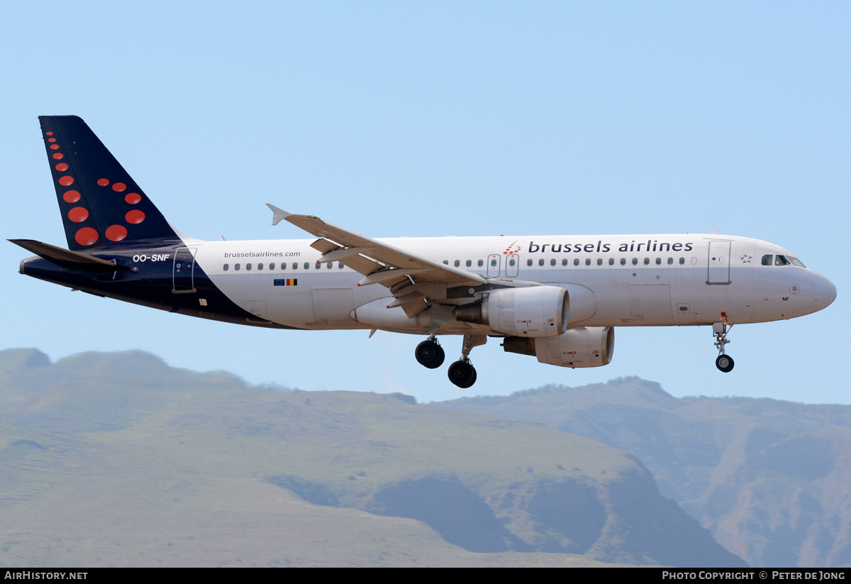 Aircraft Photo of OO-SNF | Airbus A320-214 | Brussels Airlines | AirHistory.net #324402