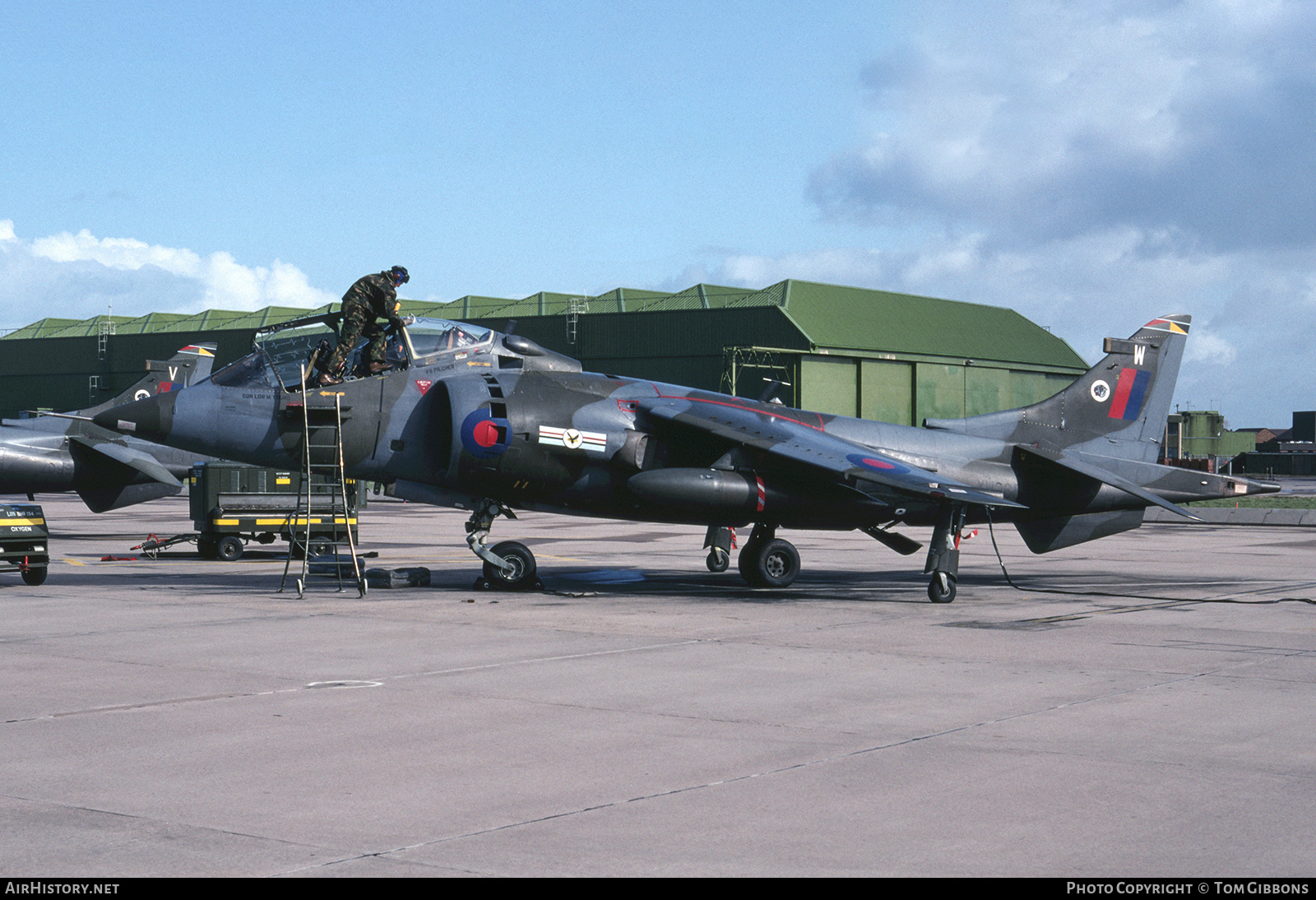 Aircraft Photo of XW265 | Hawker Siddeley Harrier T4A | UK - Air Force | AirHistory.net #324404