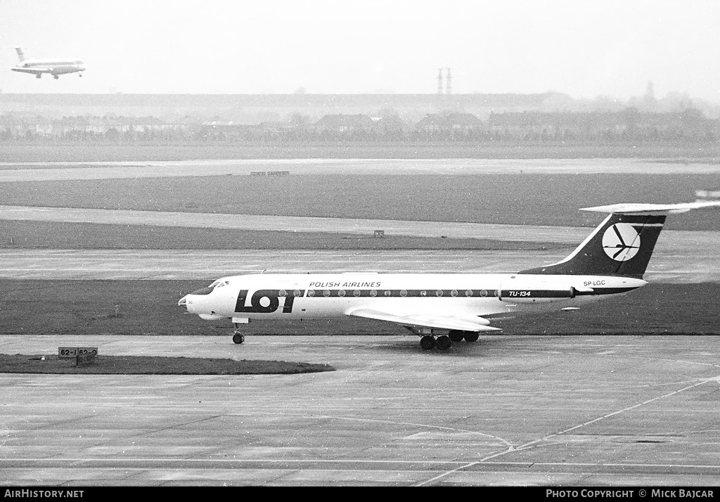 Aircraft Photo of SP-LGC | Tupolev Tu-134 | LOT Polish Airlines - Polskie Linie Lotnicze | AirHistory.net #324407