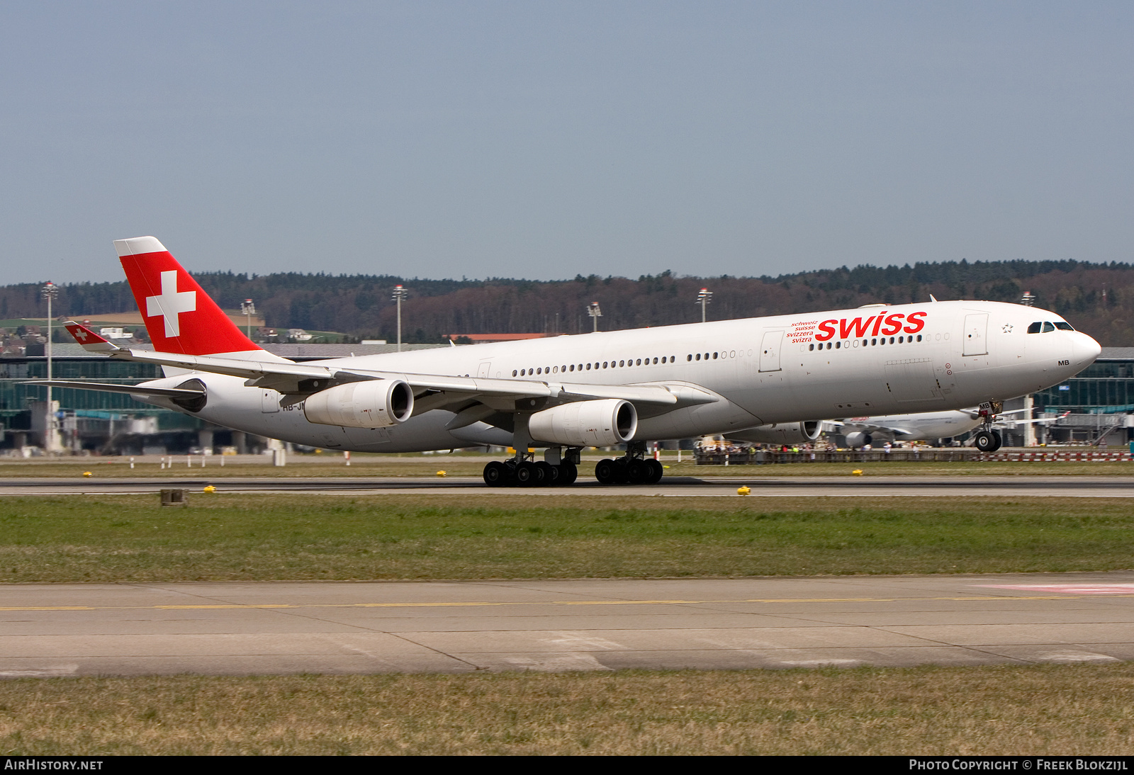 Aircraft Photo of HB-JMB | Airbus A340-313X | Swiss International Air Lines | AirHistory.net #324491