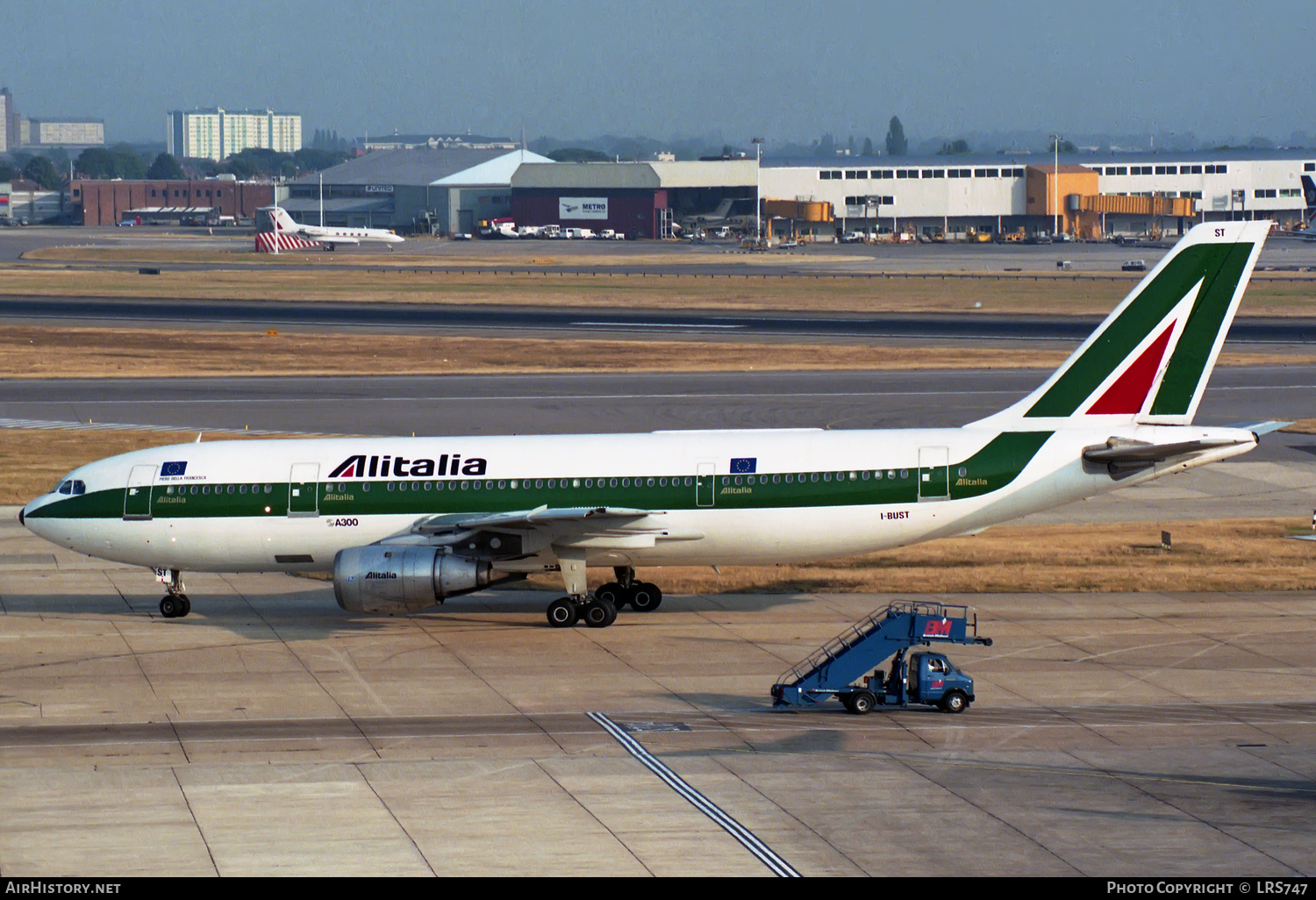 Aircraft Photo of I-BUST | Airbus A300B4-103 | Alitalia | AirHistory.net #324595