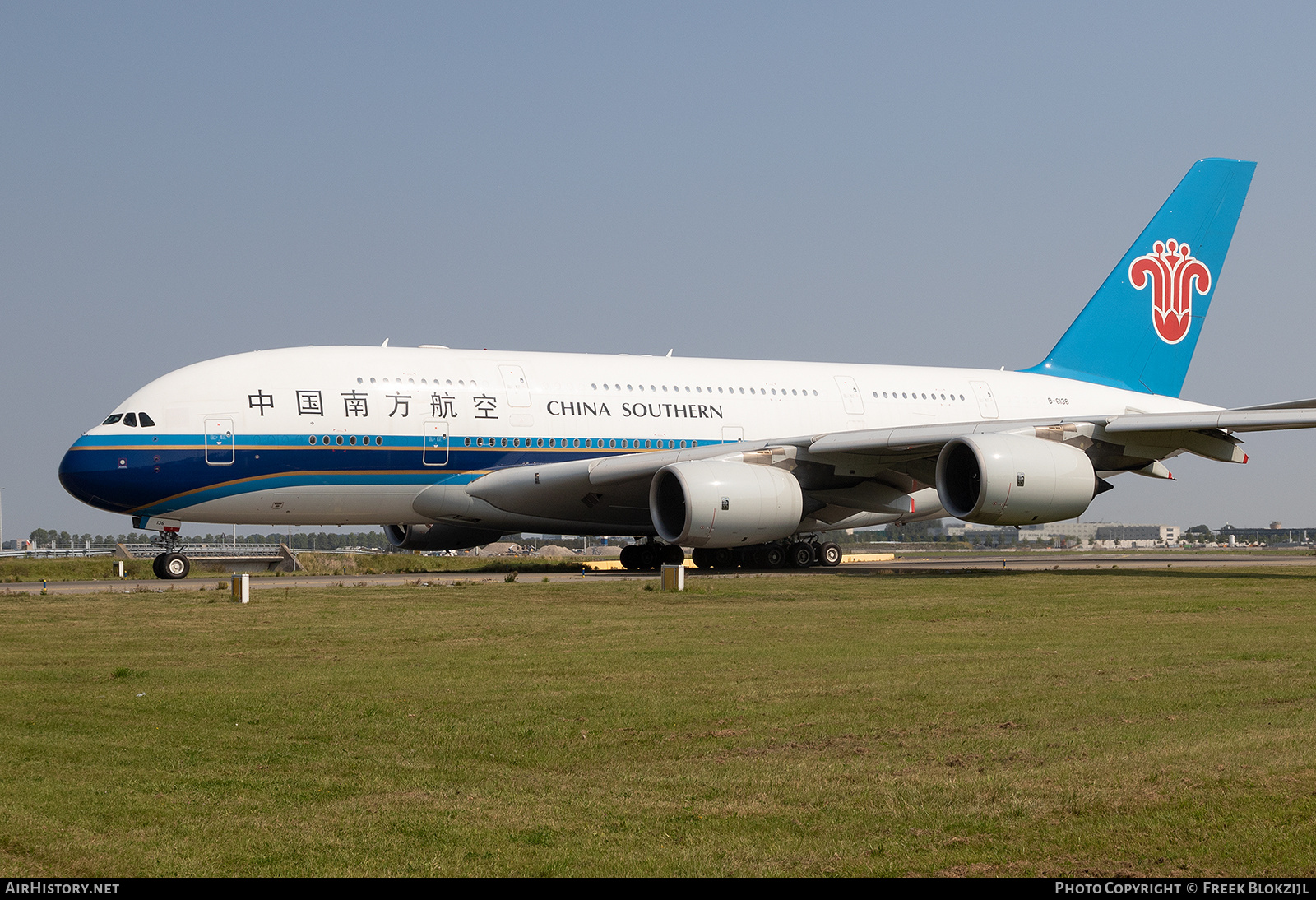 Aircraft Photo of B-6136 | Airbus A380-841 | China Southern Airlines | AirHistory.net #324608