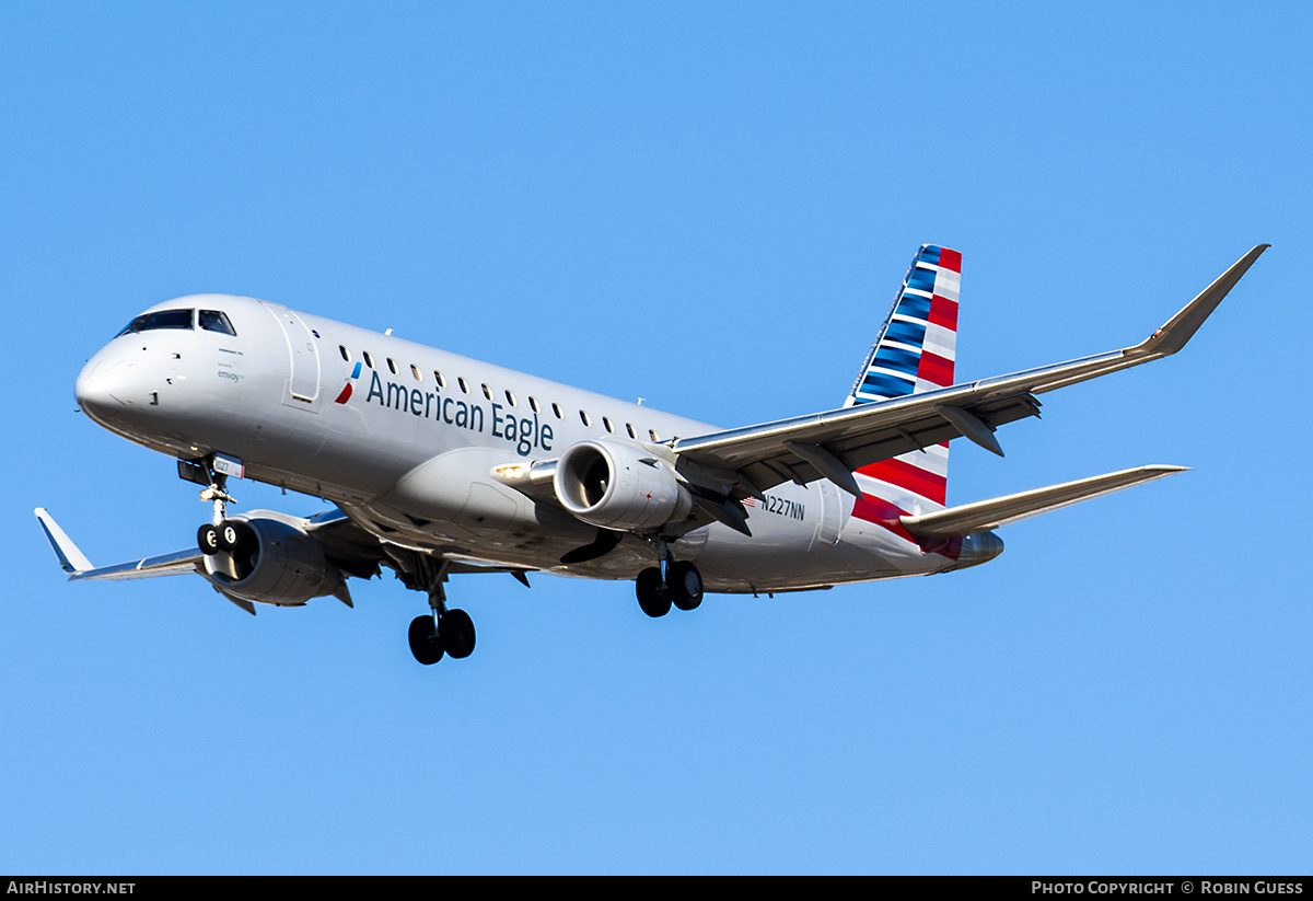 Aircraft Photo of N227NN | Embraer 175LR (ERJ-170-200LR) | American Eagle | AirHistory.net #324647