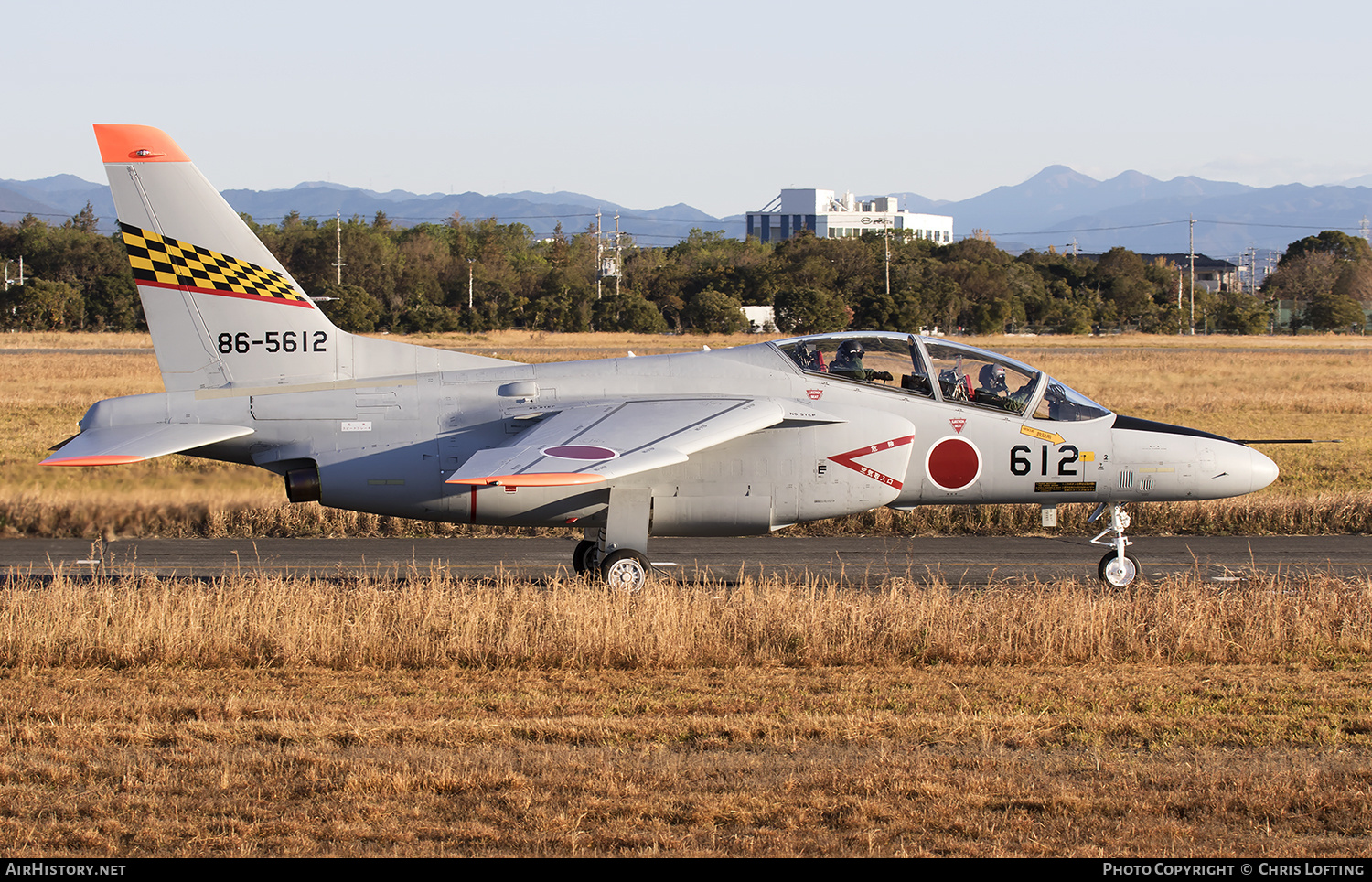 Aircraft Photo of 86-5612 | Kawasaki T-4 | Japan - Air Force | AirHistory.net #324671