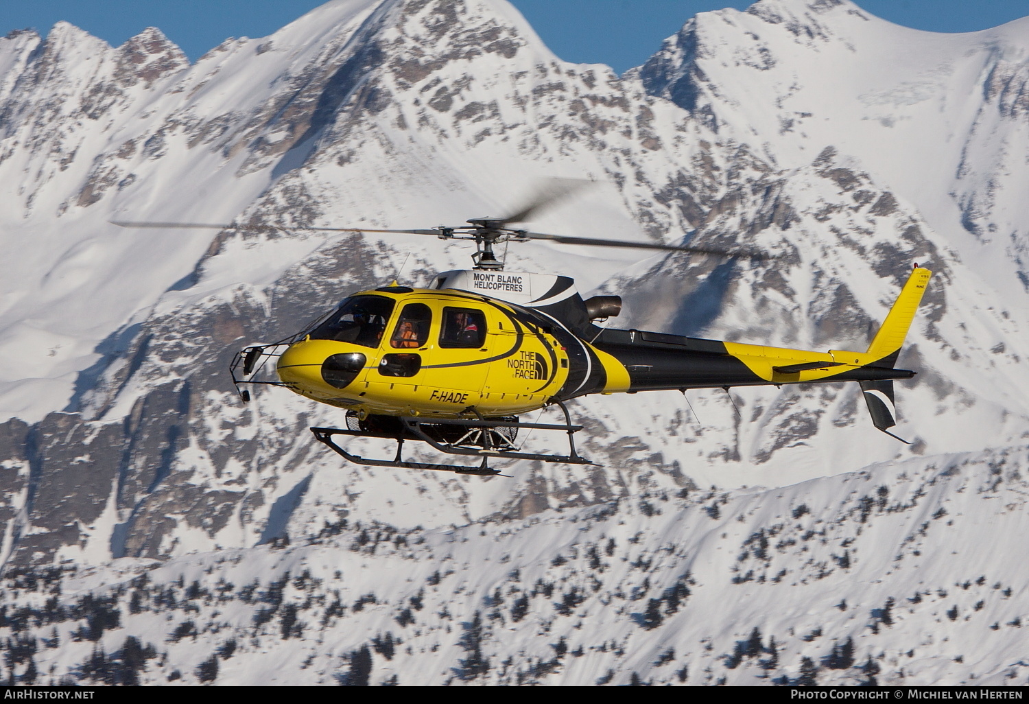 Aircraft Photo of F-HADE | Eurocopter AS-350B-3 Ecureuil | Mont Blanc Hélicoptères | AirHistory.net #324815