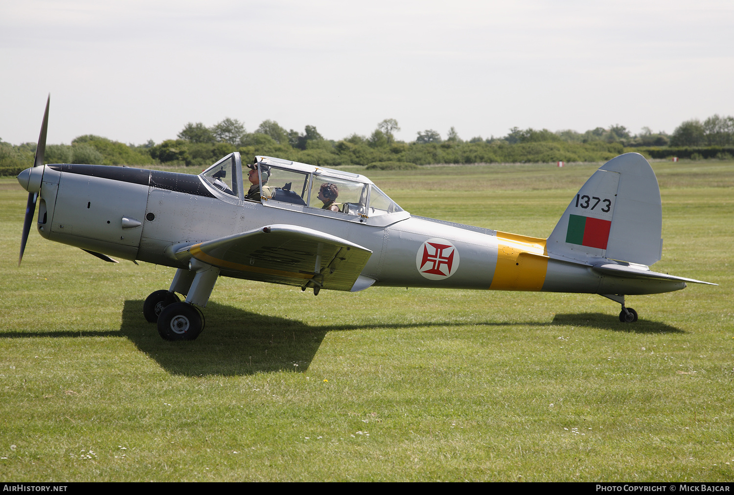Aircraft Photo of G-CBJG / 1373 | De Havilland Canada DHC-1 Chipmunk T20 | Portugal - Air Force | AirHistory.net #324817