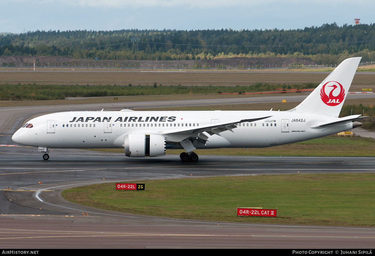 Aircraft Photo of JA842J | Boeing 787-8 Dreamliner | Japan Airlines - JAL | AirHistory.net #324832