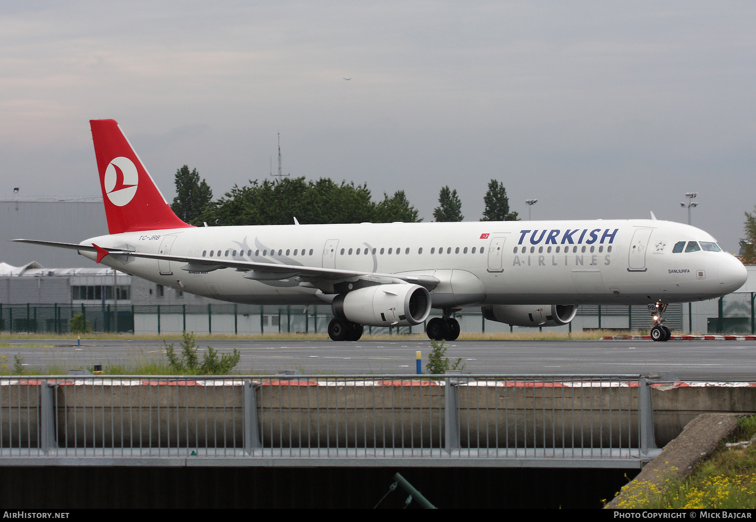 Aircraft Photo of TC-JRB | Airbus A321-231 | Turkish Airlines | AirHistory.net #324982
