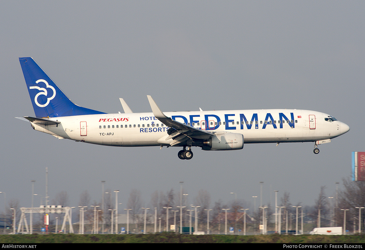 Aircraft Photo of TC-APJ | Boeing 737-86N | Pegasus Airlines | AirHistory.net #324983