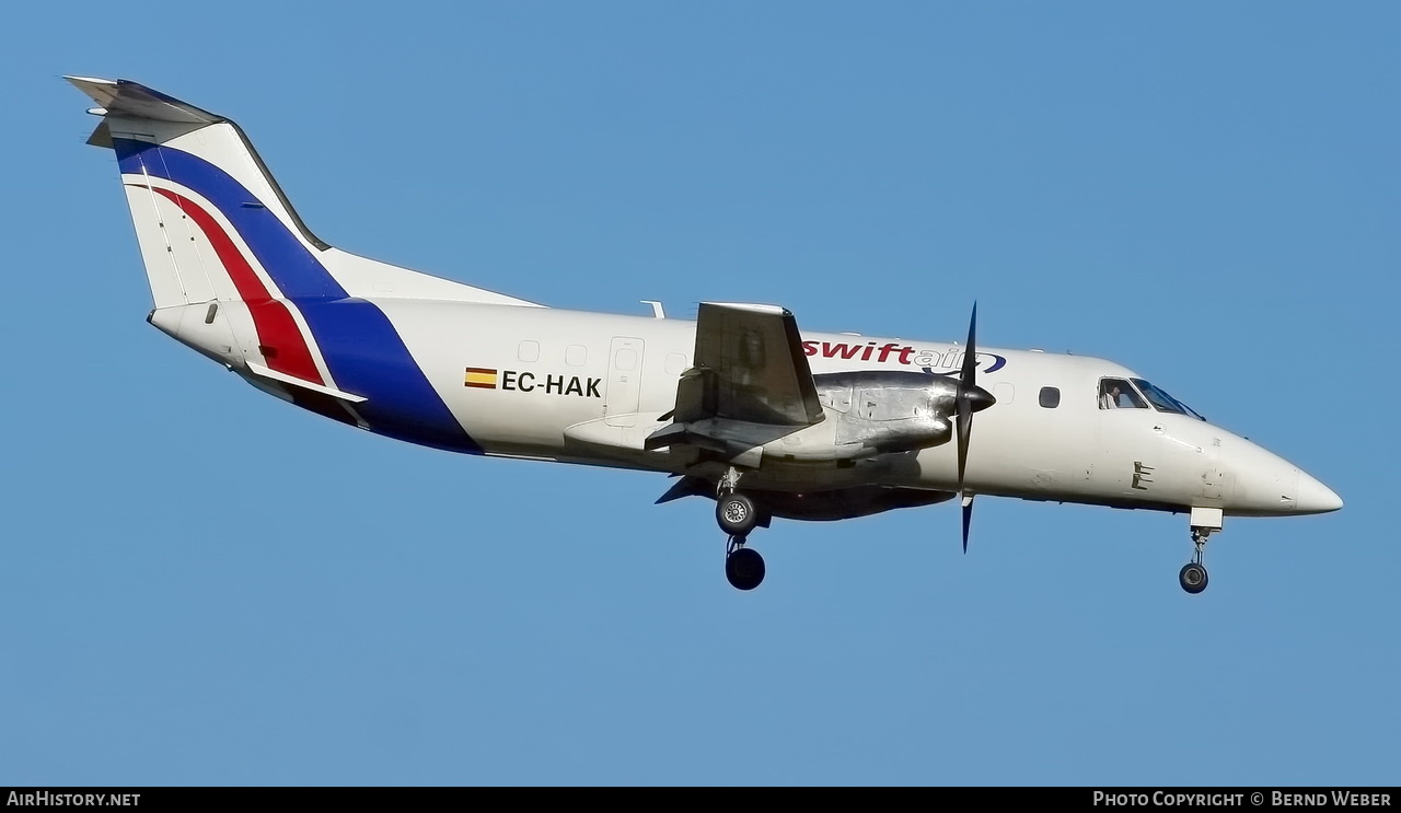 Aircraft Photo of EC-HAK | Embraer EMB-120RT(F) Brasilia | Swiftair | AirHistory.net #325082