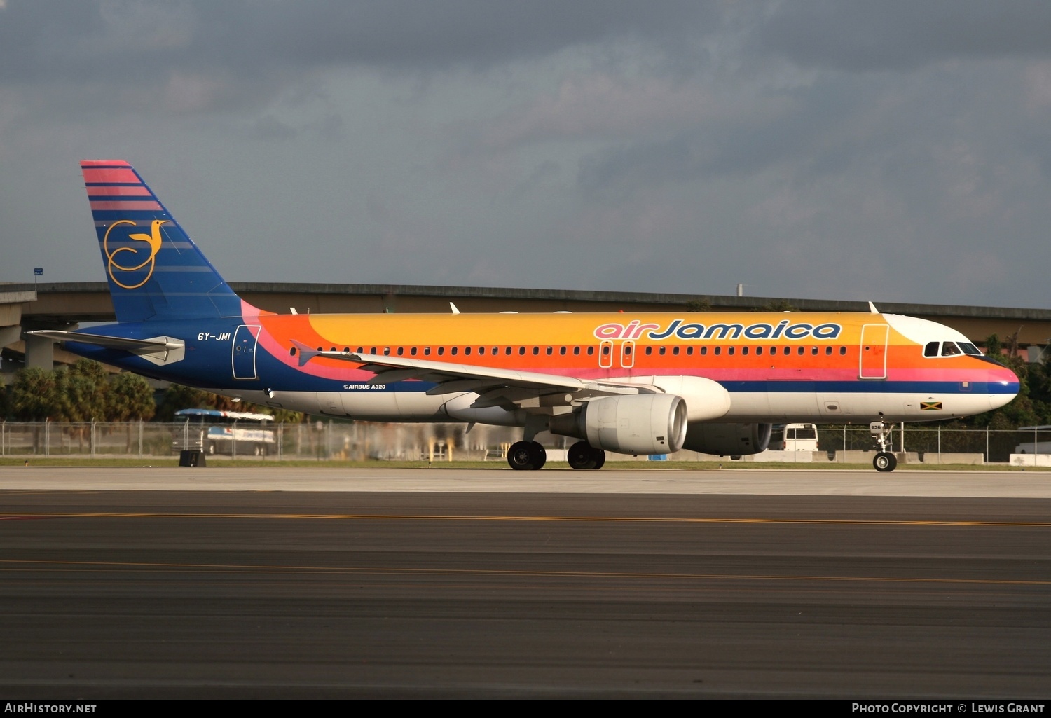 Aircraft Photo of 6Y-JMI | Airbus A320-214 | Air Jamaica | AirHistory.net #325102