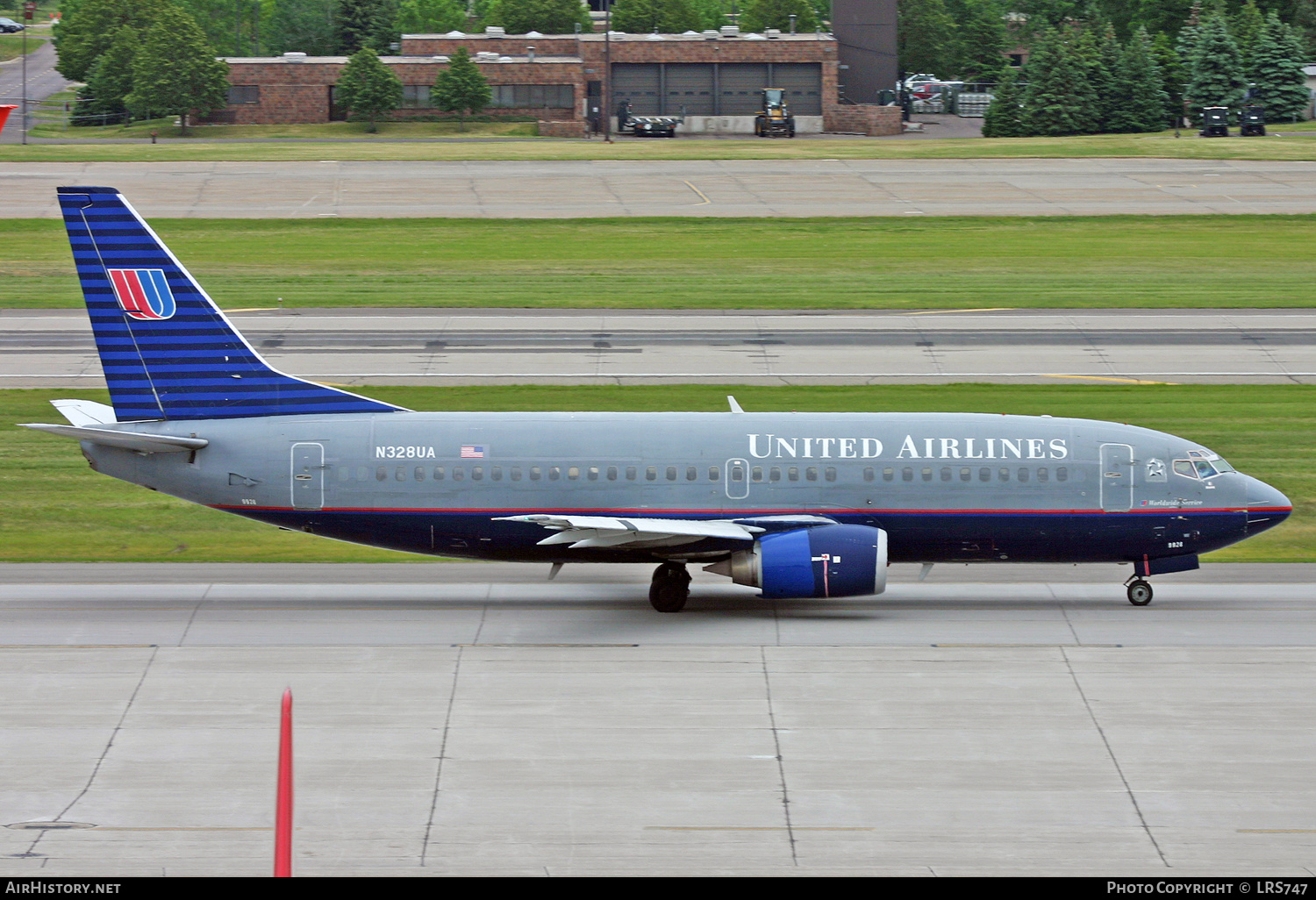 Aircraft Photo of N328UA | Boeing 737-322 | United Airlines | AirHistory.net #325166