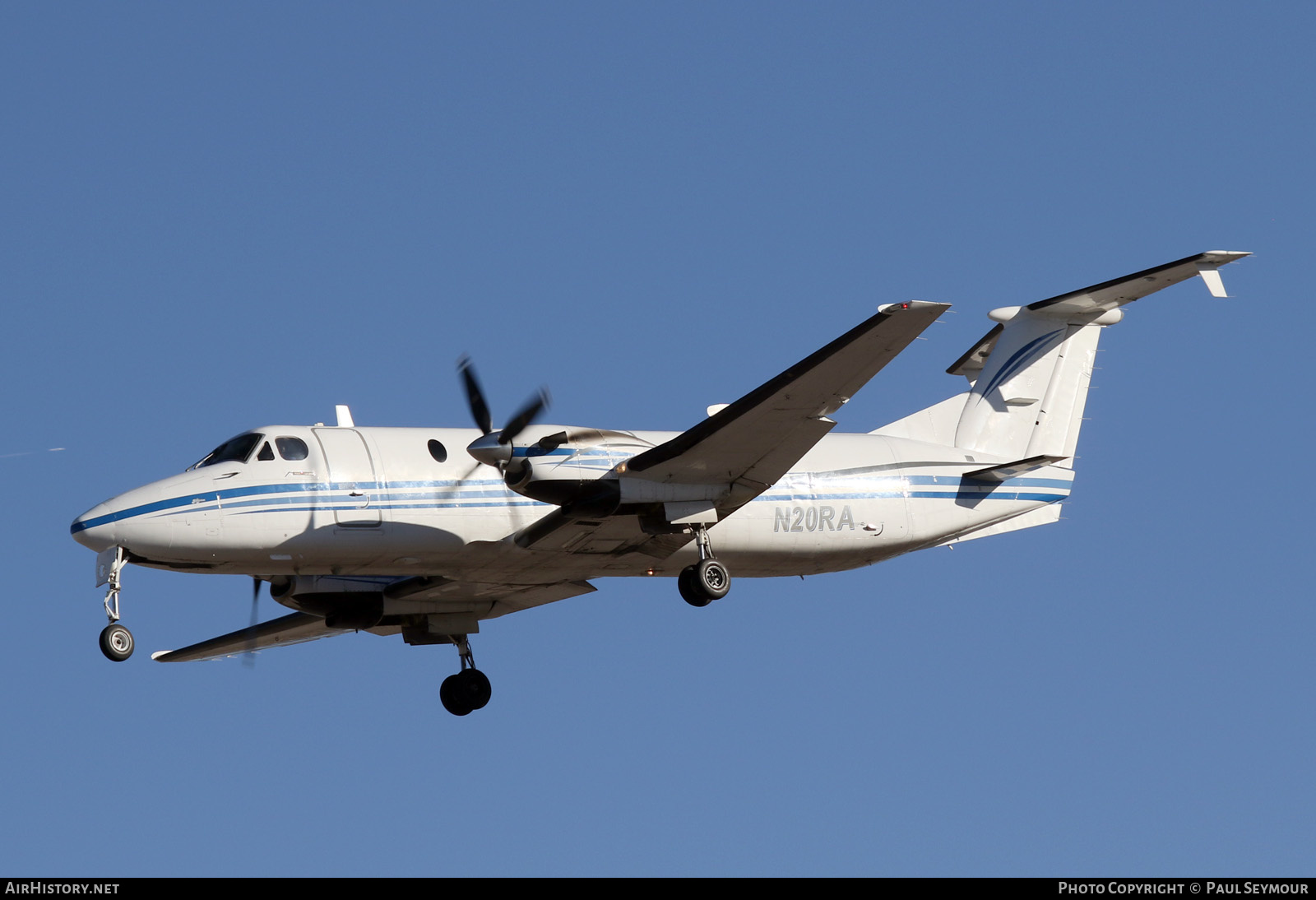 Aircraft Photo of N20RA | Beech 1900C | AirHistory.net #325209