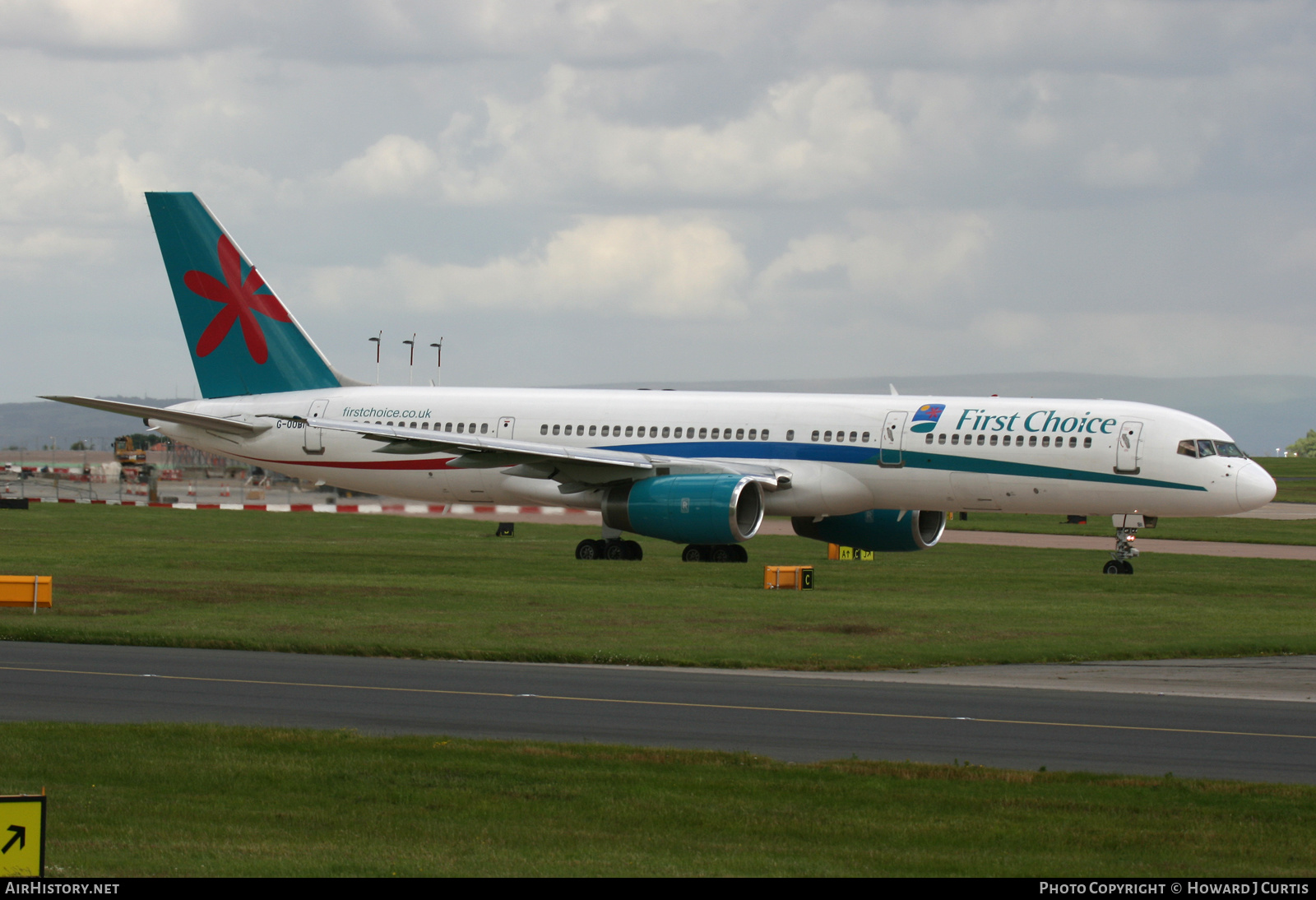 Aircraft Photo of G-OOBI | Boeing 757-2B7 | First Choice Airways | AirHistory.net #325220