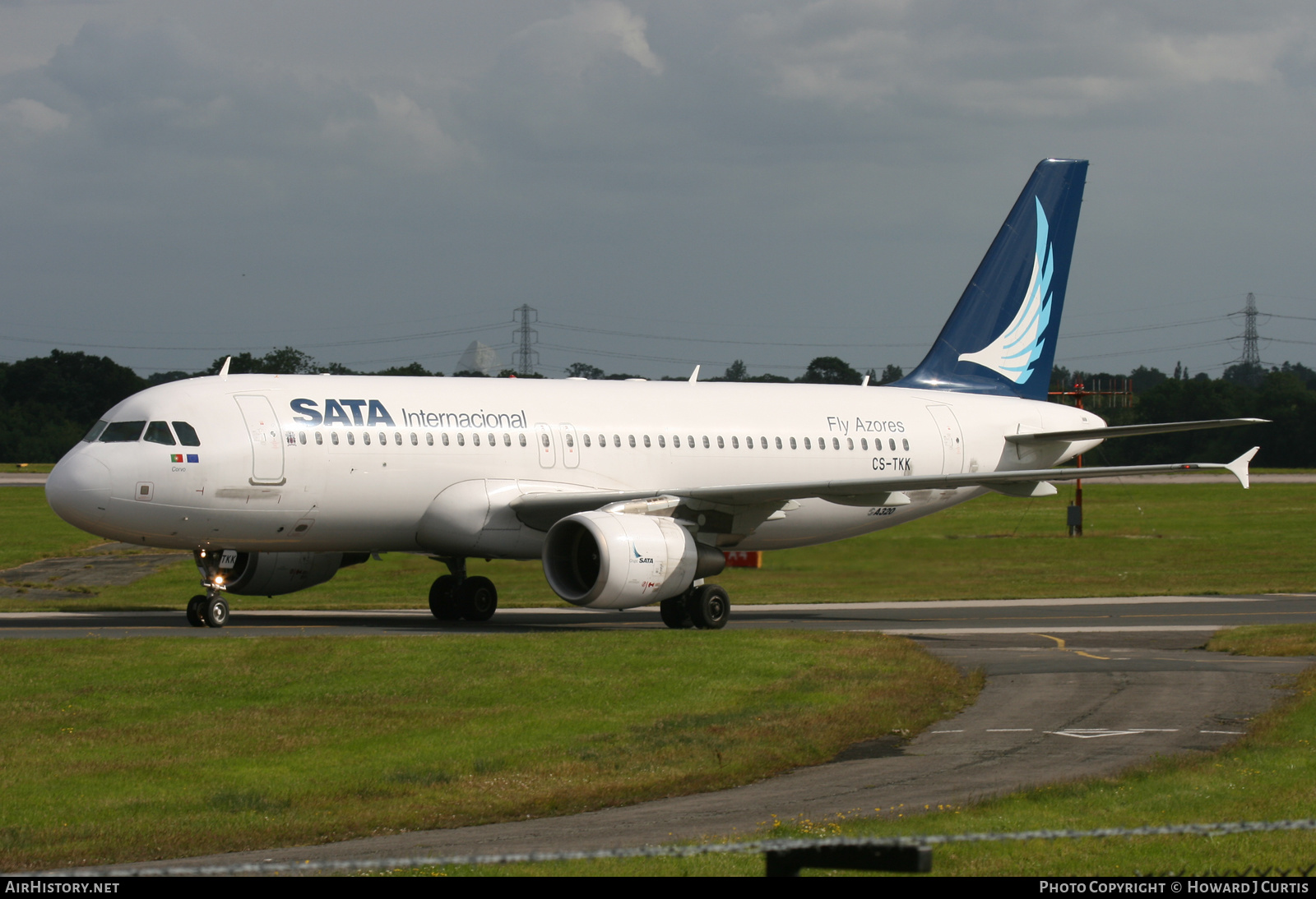 Aircraft Photo of CS-TKK | Airbus A320-214 | SATA Internacional | AirHistory.net #325270