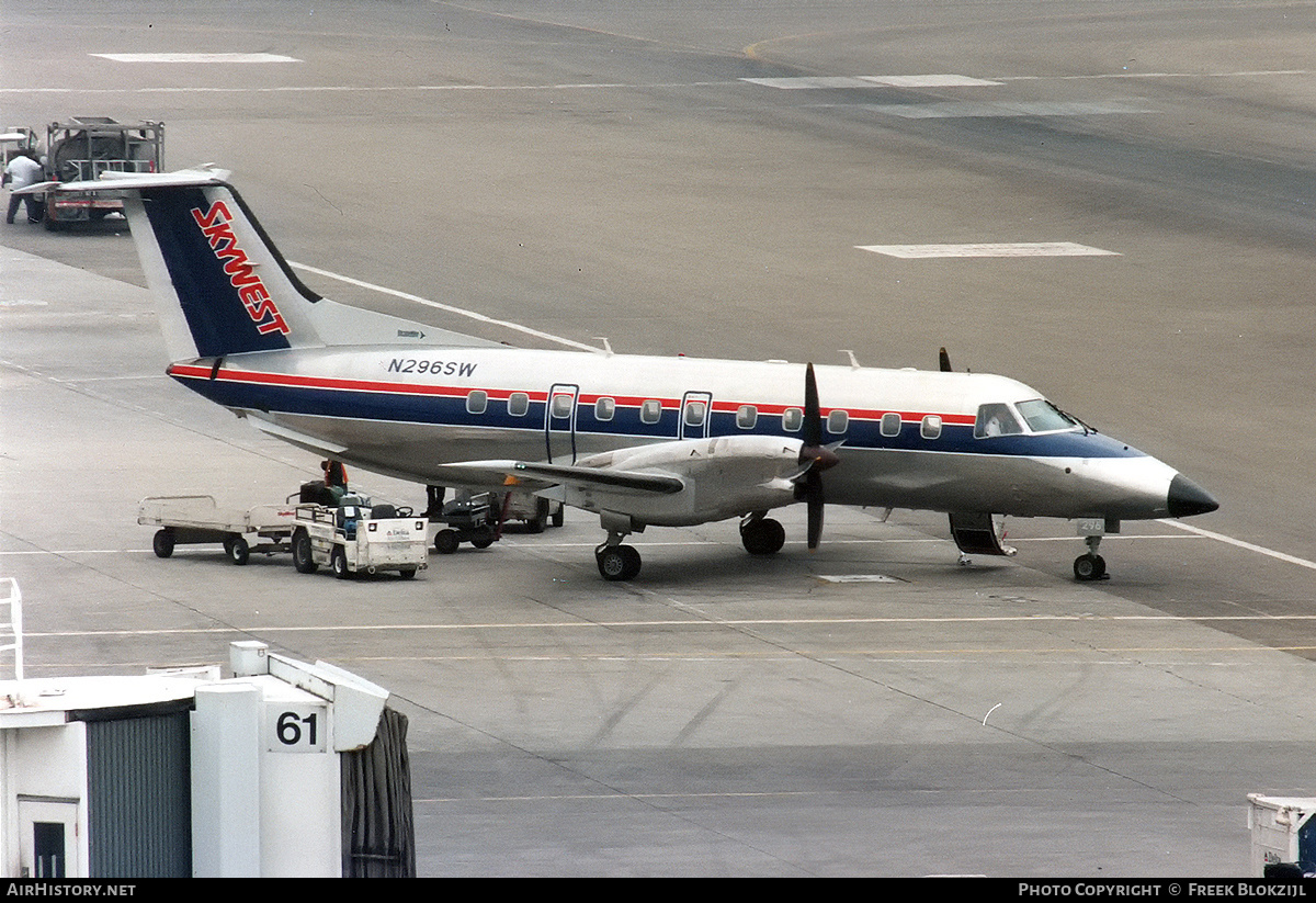 Aircraft Photo of N296SW | Embraer EMB-120ER Brasilia | SkyWest Airlines | AirHistory.net #325310