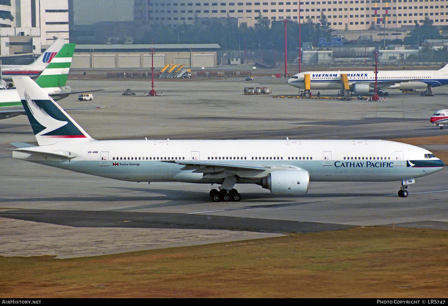 Aircraft Photo of VR-HNB | Boeing 777-267 | Cathay Pacific Airways | AirHistory.net #325314