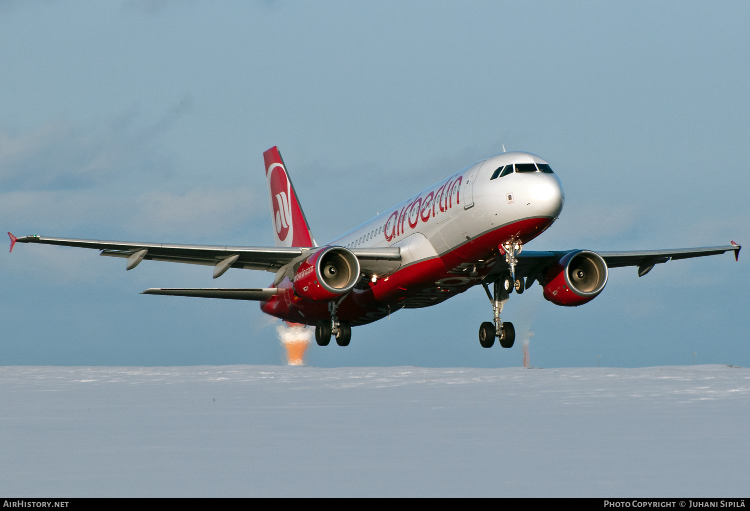Aircraft Photo of D-ABFL | Airbus A320-214 | Air Berlin | AirHistory.net #325412