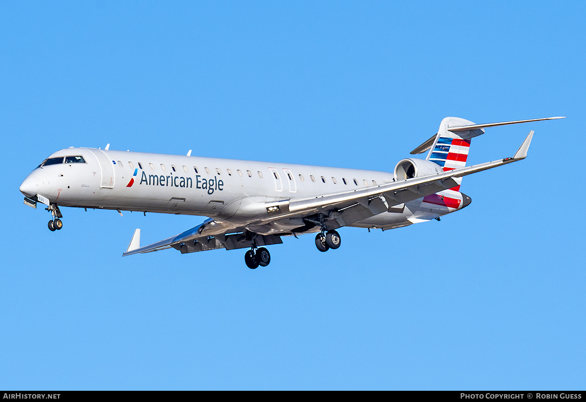 Aircraft Photo of N920FJ | Bombardier CRJ-900ER (CL-600-2D24) | American Eagle | AirHistory.net #325420