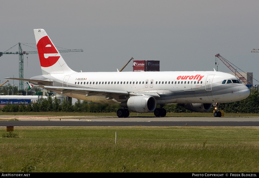 Aircraft Photo of I-EEZE | Airbus A320-214 | Eurofly | AirHistory.net #325530