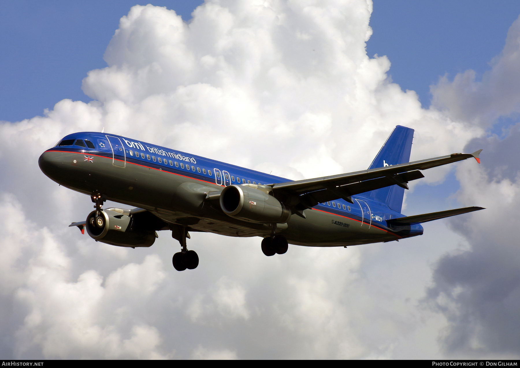 Aircraft Photo of G-MIDY | Airbus A320-232 | BMI - British Midland International | AirHistory.net #325626