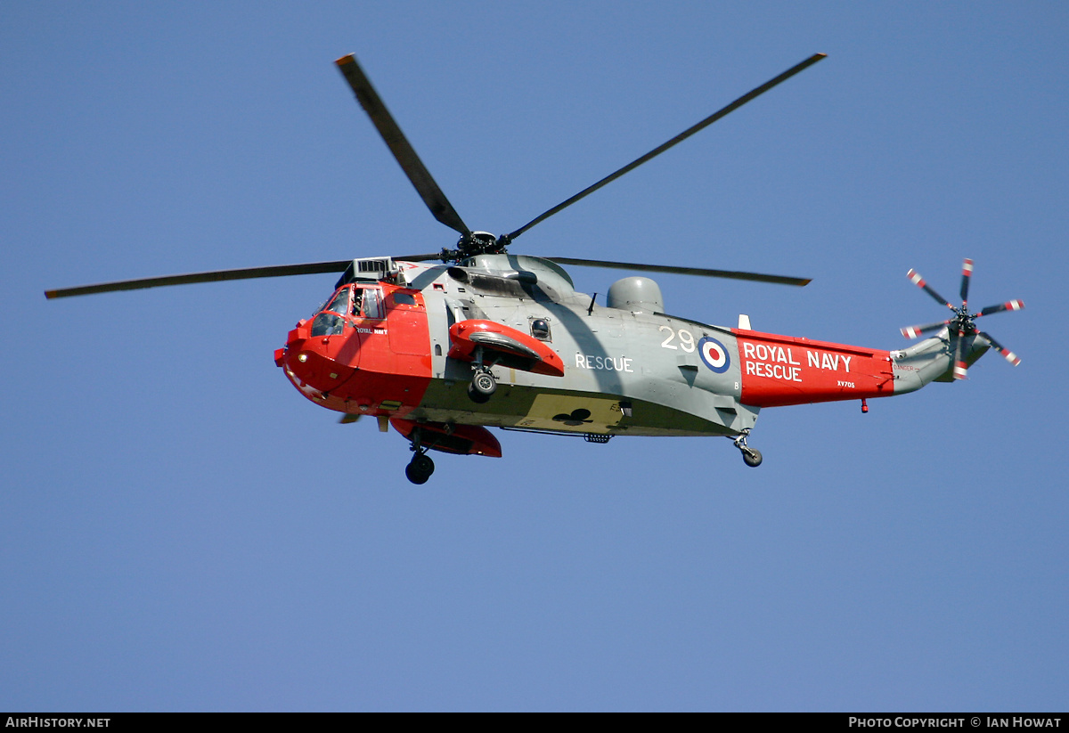 Aircraft Photo of XV705 | Westland WS-61 Sea King HU5 | UK - Navy | AirHistory.net #325704