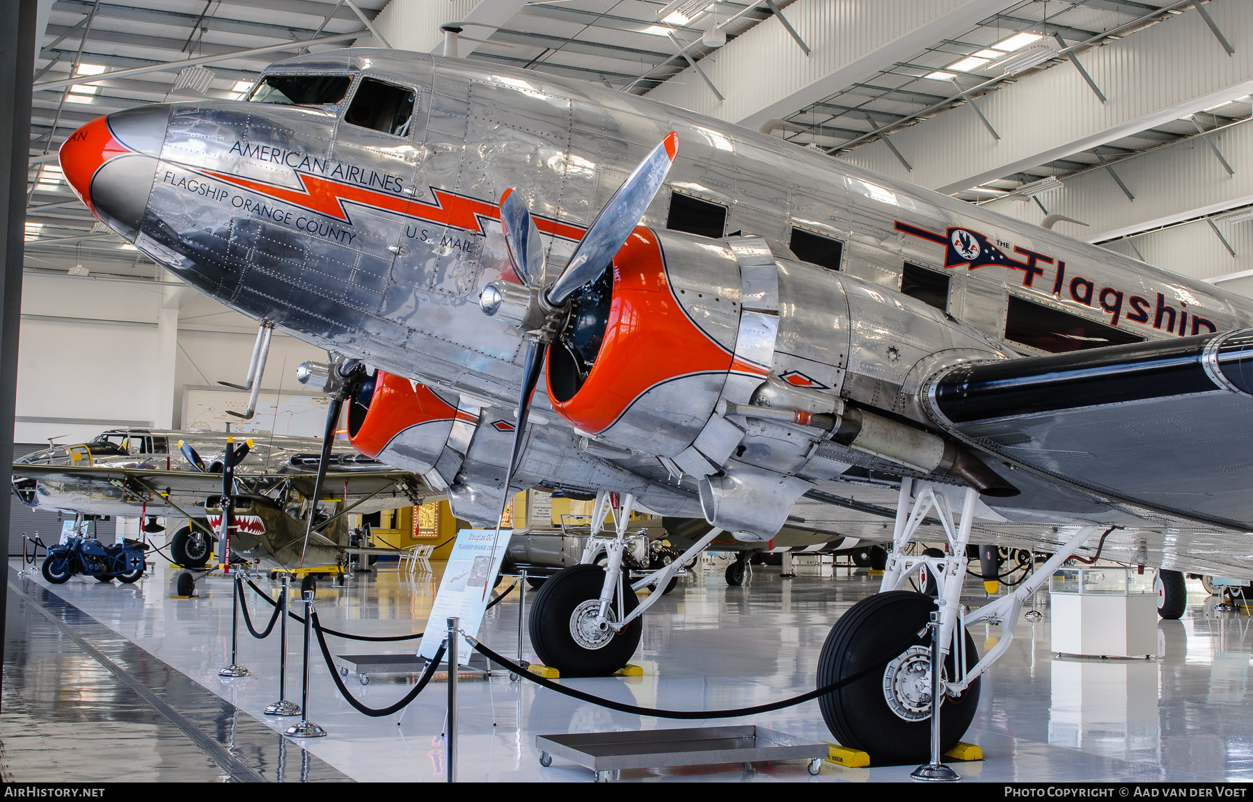 Aircraft Photo of N16005 / NC16005 | Douglas DC-3(C) | American Airlines | AirHistory.net #325717