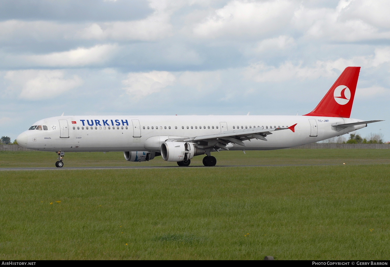 Aircraft Photo of TC-JMF | Airbus A321-211 | Turkish Airlines | AirHistory.net #325781