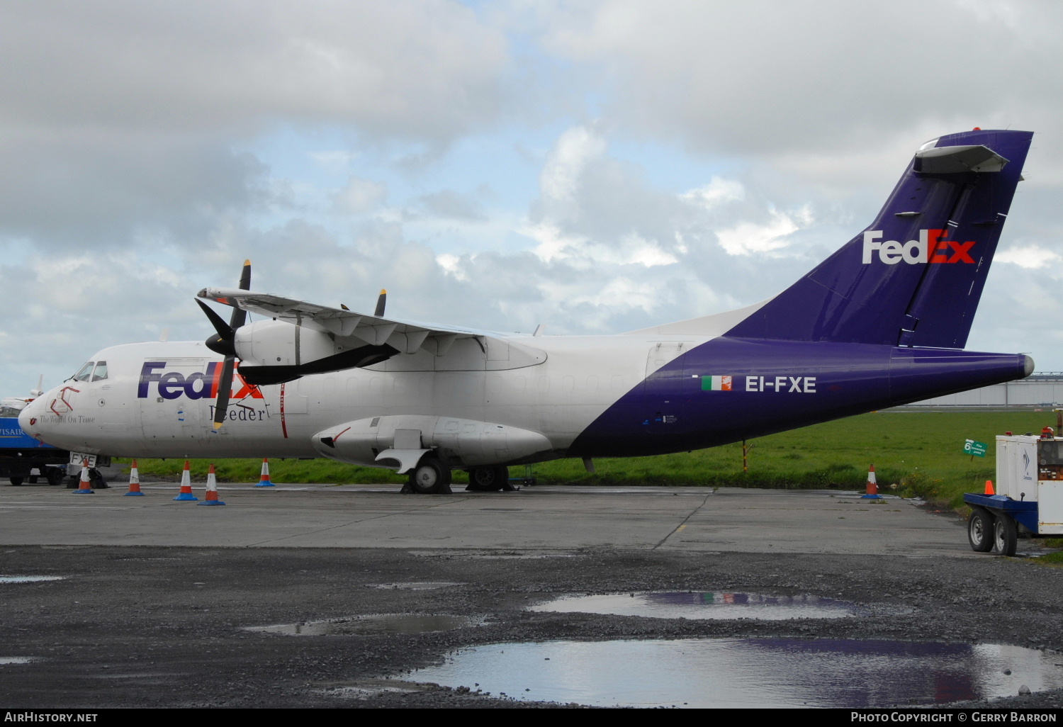 Aircraft Photo of EI-FXE | ATR ATR-42-320F | FedEx Feeder | AirHistory.net #325807
