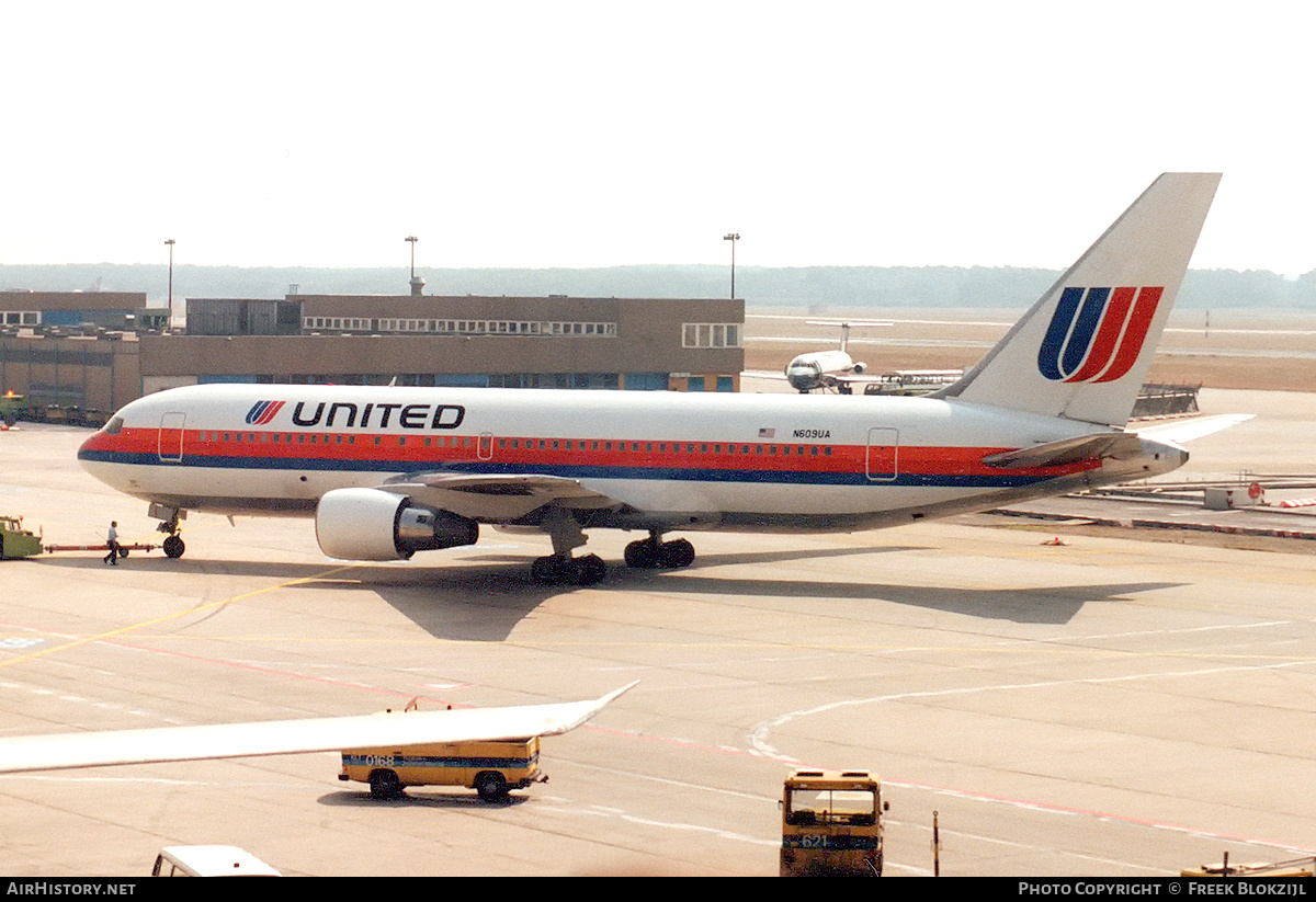 Aircraft Photo of N609UA | Boeing 767-222 | United Airlines | AirHistory.net #325855