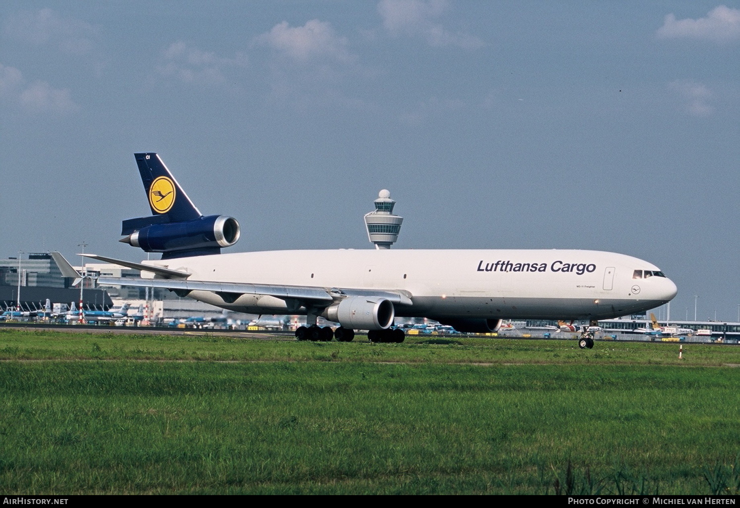 Aircraft Photo of D-ALCI | McDonnell Douglas MD-11F | Lufthansa Cargo | AirHistory.net #325875