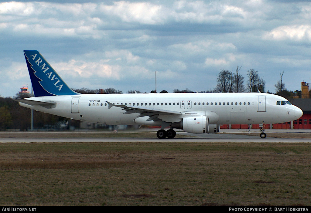 Aircraft Photo of EK32008 | Airbus A320-211 | Armavia | AirHistory.net #325945