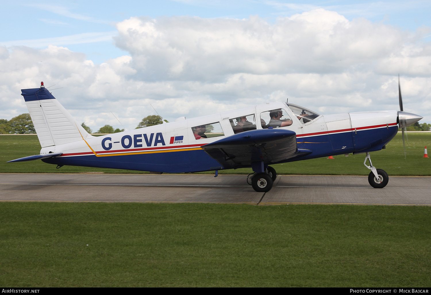 Aircraft Photo of G-OEVA | Piper PA-32-260 Cherokee Six | AirHistory.net #325981