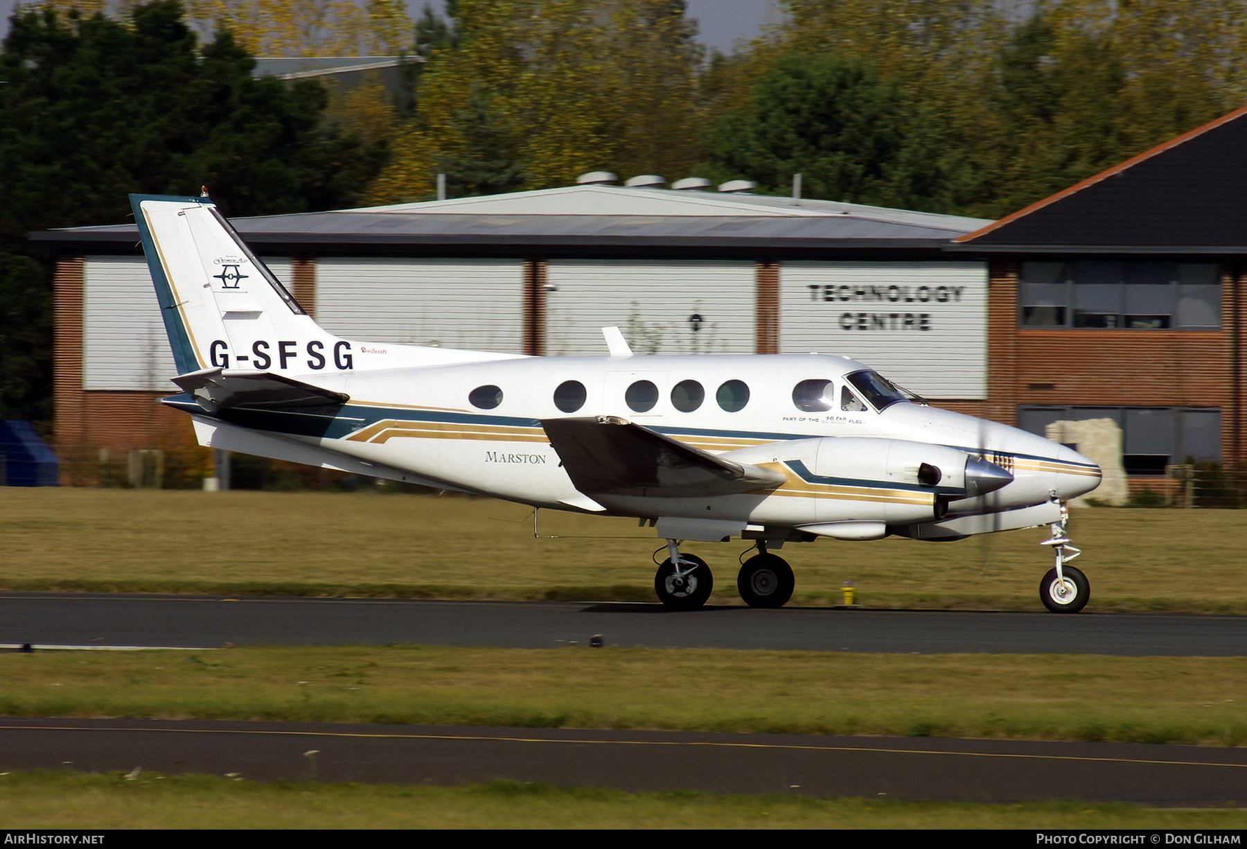 Aircraft Photo of G-SFSG | Beech E90 King Air | AirHistory.net #326015