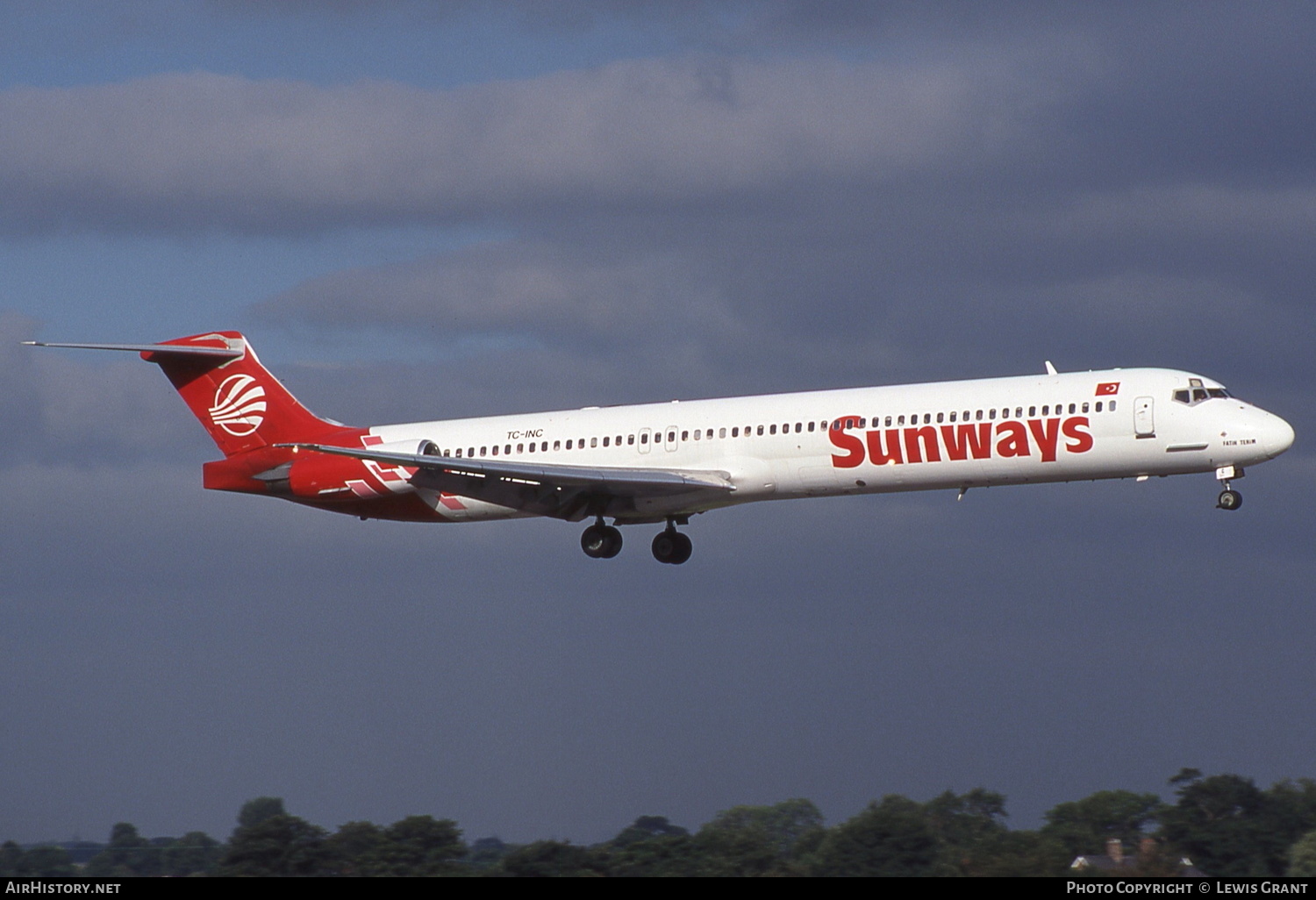 Aircraft Photo of TC-INC | McDonnell Douglas MD-83 (DC-9-83) | Sunways | AirHistory.net #326075