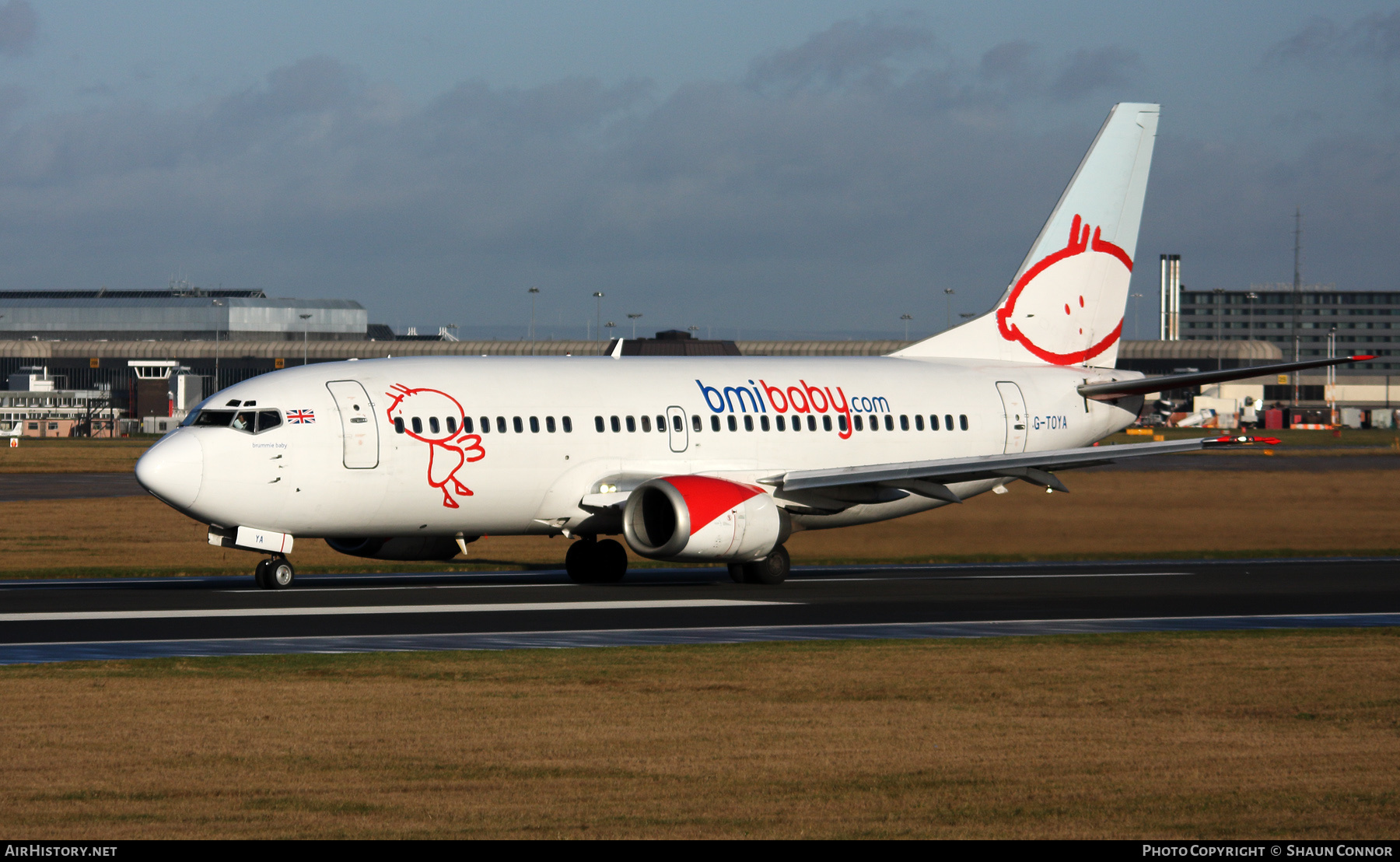 Aircraft Photo of G-TOYA | Boeing 737-3Q8 | Bmibaby | AirHistory.net #326120