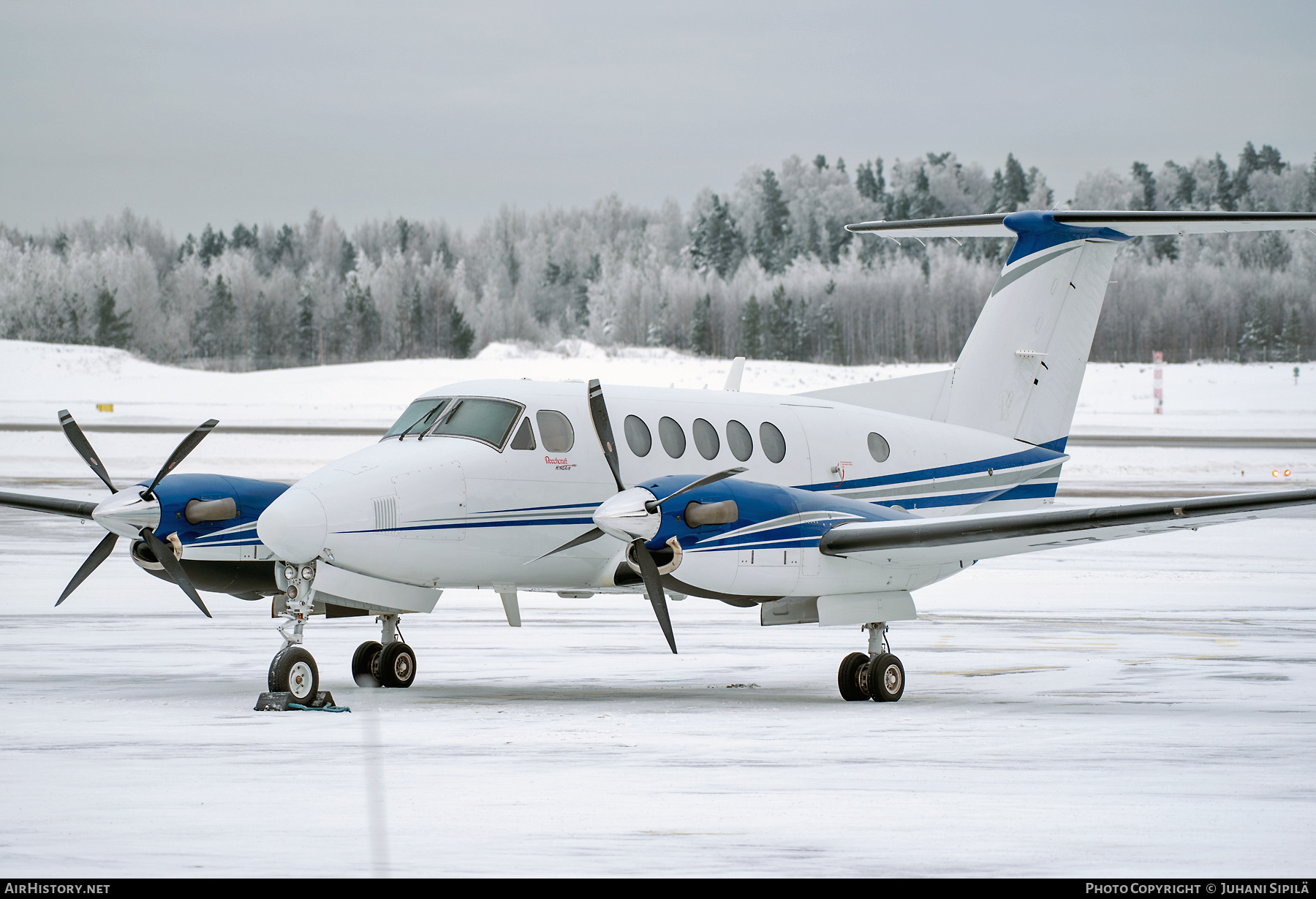 Aircraft Photo of T7-AIRX | Beechcraft 250 King Air (200GT) | AirHistory.net #326135