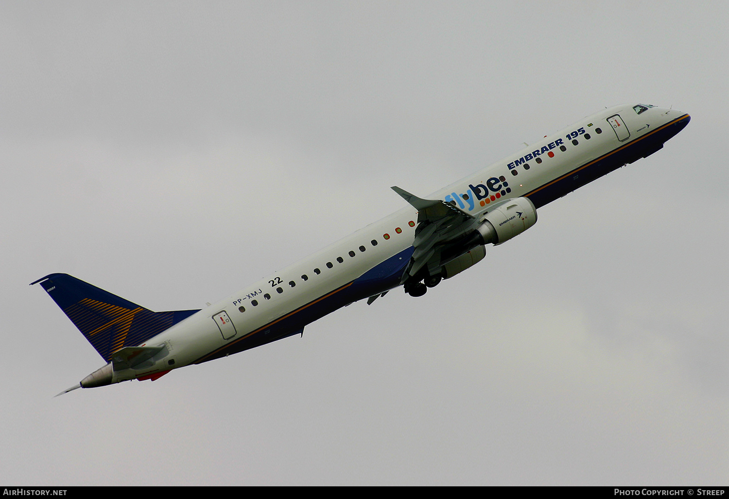 Aircraft Photo of PP-XMJ | Embraer 195LR (ERJ-190-200LR) | Embraer | AirHistory.net #326241