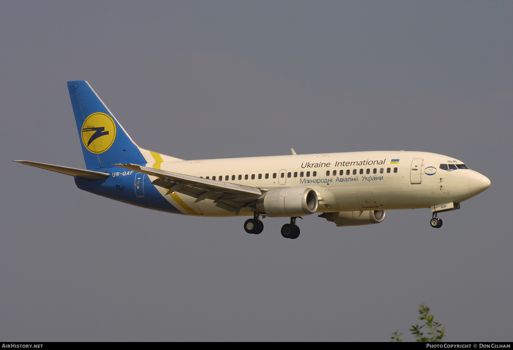Aircraft Photo of UR-GAF | Boeing 737-35B | Ukraine International Airlines | AirHistory.net #326249
