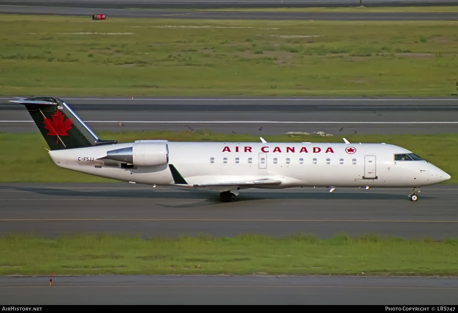 Aircraft Photo of C-FSJJ | Canadair CRJ-100ER (CL-600-2B19) | Air Canada | AirHistory.net #326360