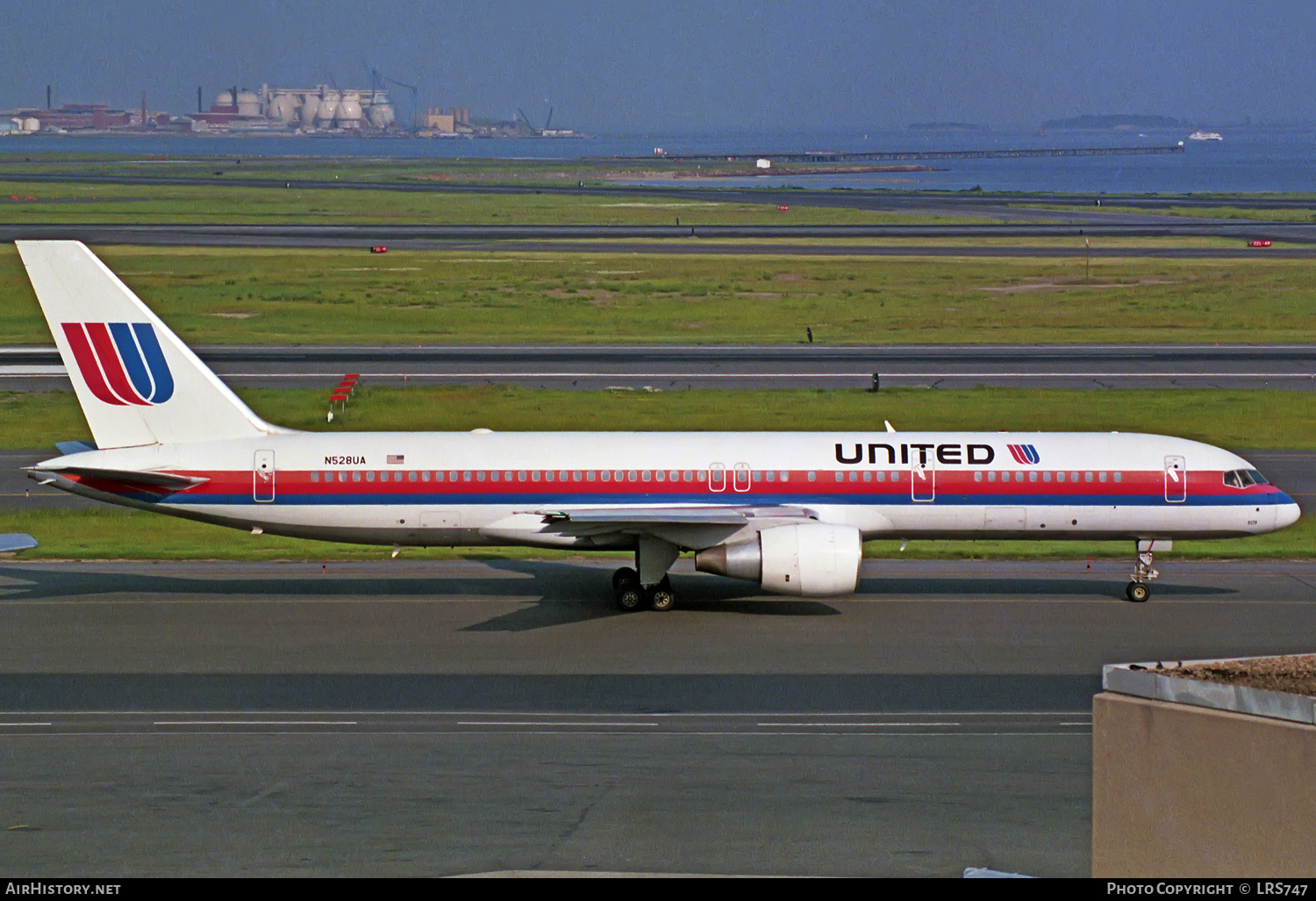 Aircraft Photo of N528UA | Boeing 757-222 | United Airlines | AirHistory.net #326396