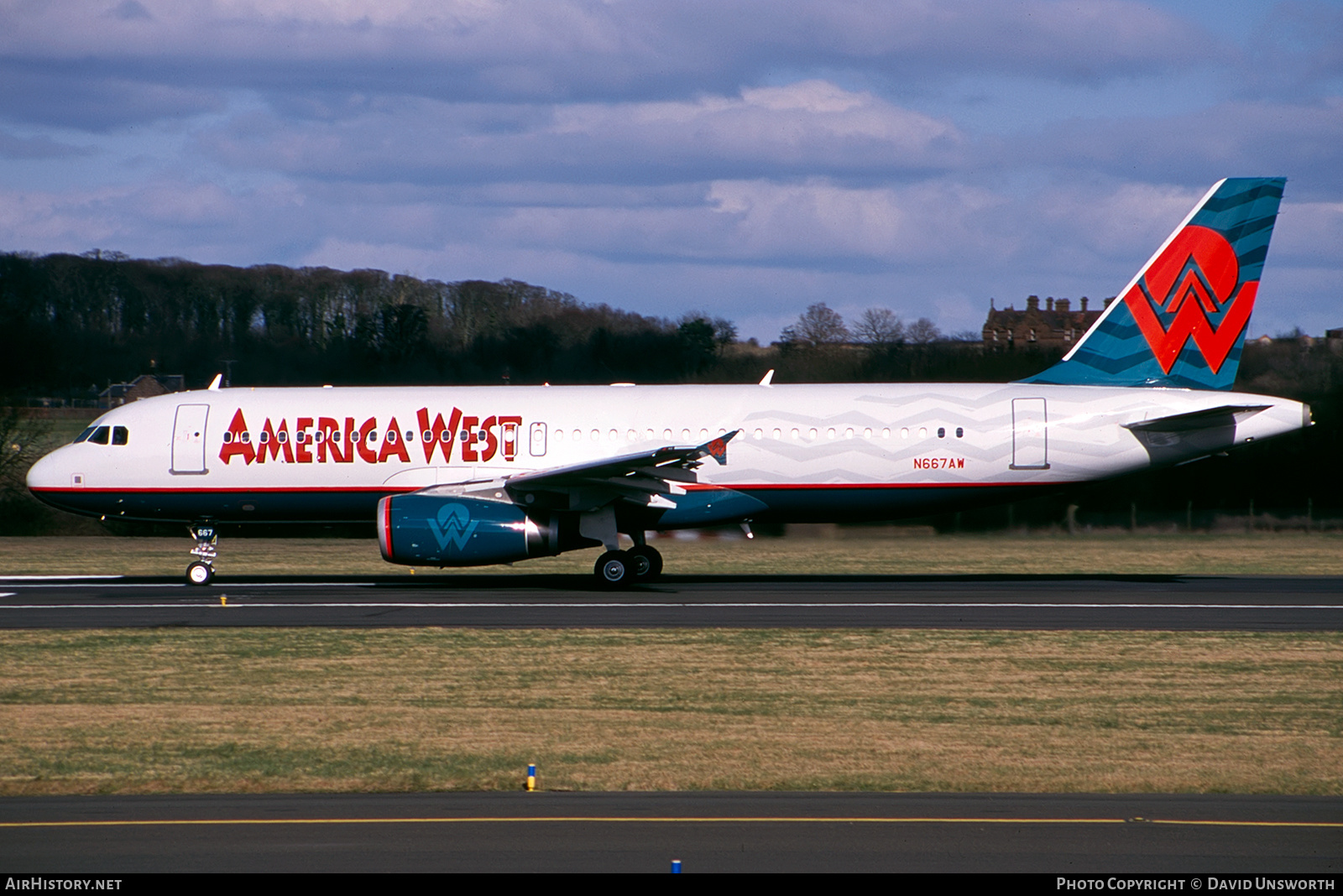 Aircraft Photo of N667AW | Airbus A320-232 | America West Airlines | AirHistory.net #326734