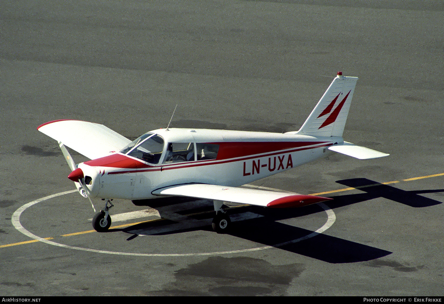 Aircraft Photo of LN-UXA | Piper PA-28-140 Cherokee | AirHistory.net #326780