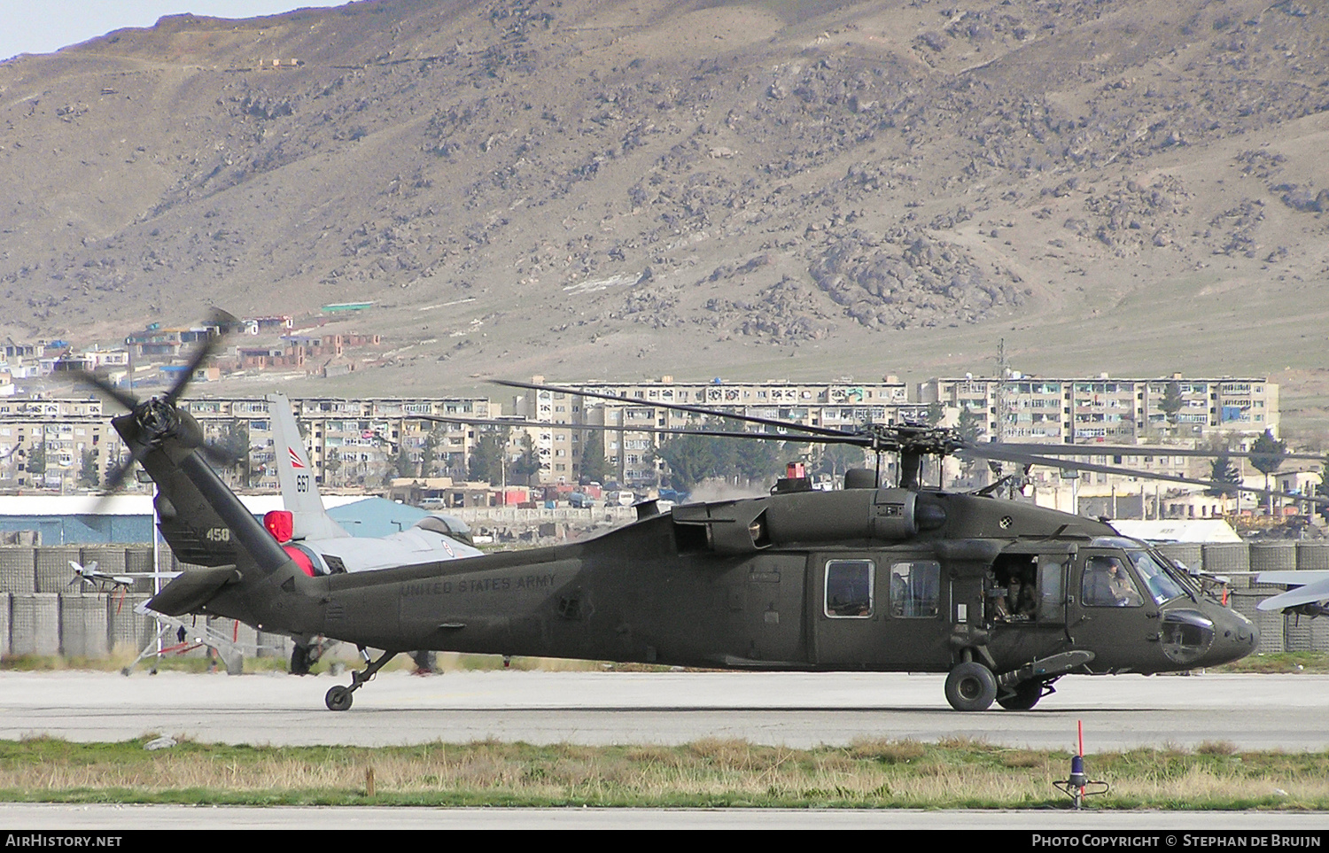 Aircraft Photo of 92-26458 / 0-26458 | Sikorsky UH-60L Black Hawk (S-70A) | USA - Army | AirHistory.net #326783