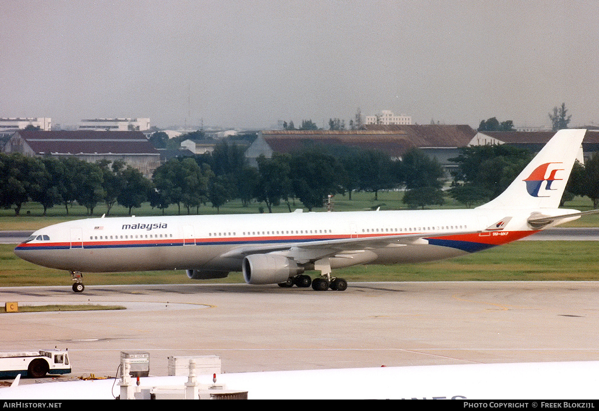 Aircraft Photo of 9M-MKF | Airbus A330-322 | Malaysia Airlines | AirHistory.net #326910