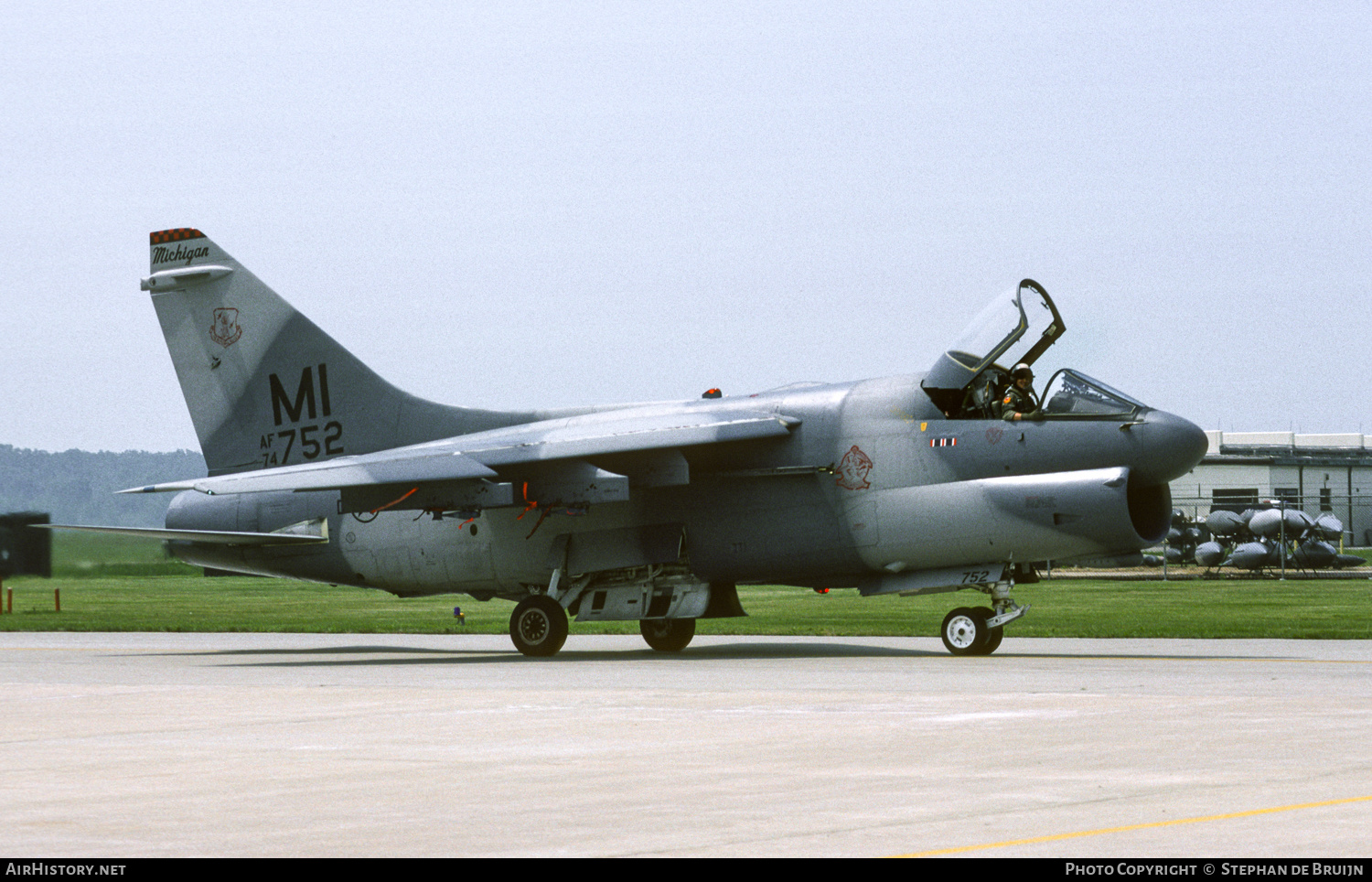 Aircraft Photo of 74-1752 | LTV A-7D Corsair II | USA - Air Force | AirHistory.net #326916