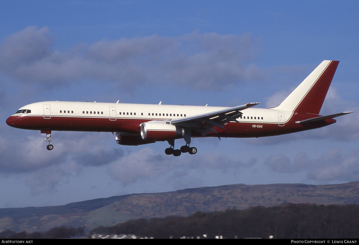 Aircraft Photo of VR-CAU | Boeing 757-2J4 | AirHistory.net #326923