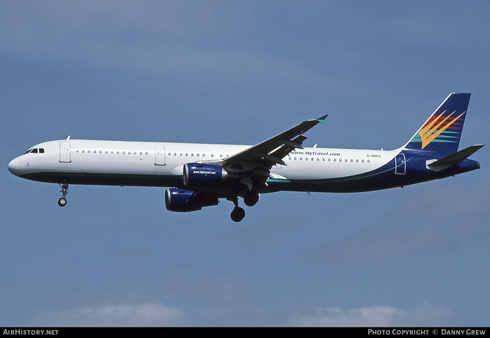 Aircraft Photo of G-NIKO | Airbus A321-211 | MyTravel Airways | AirHistory.net #327137